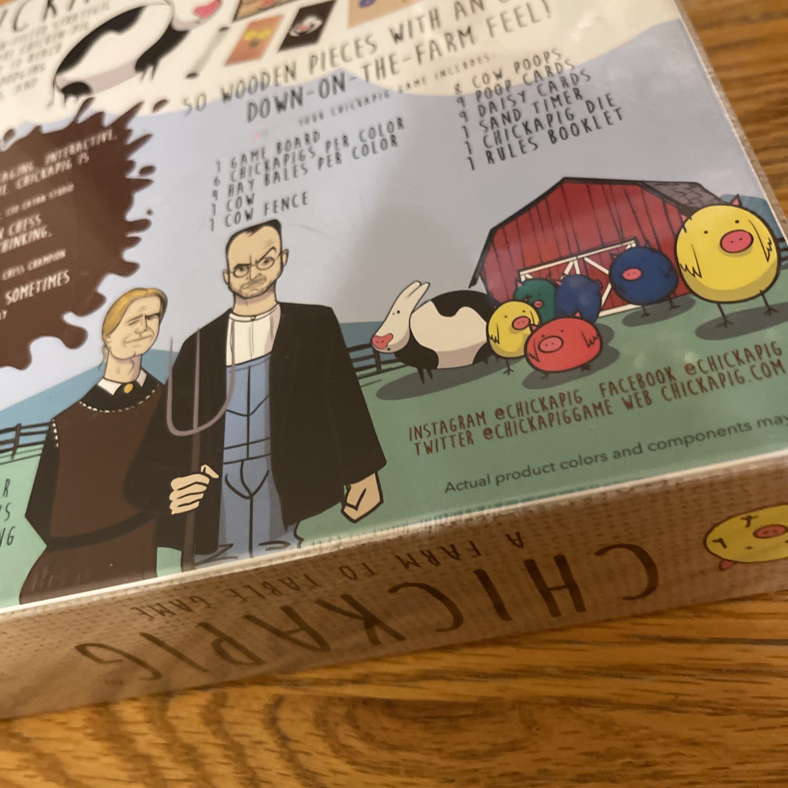 New – CHICKAPIG Family STRATEGY BOARD GAME – Buffalo Games CHICKEN-PIG HYBRIDS
