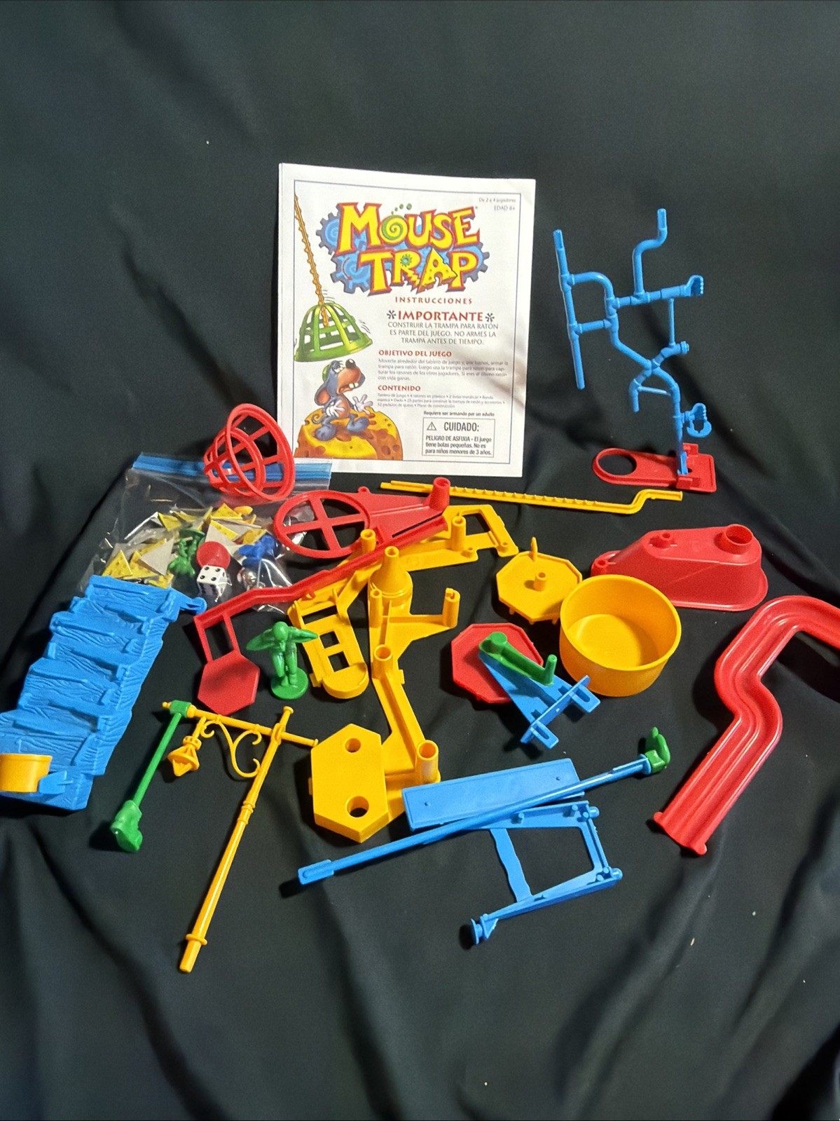 Hasbro 04657 Gaming Mouse Trap Board Game Complete!! 2005
