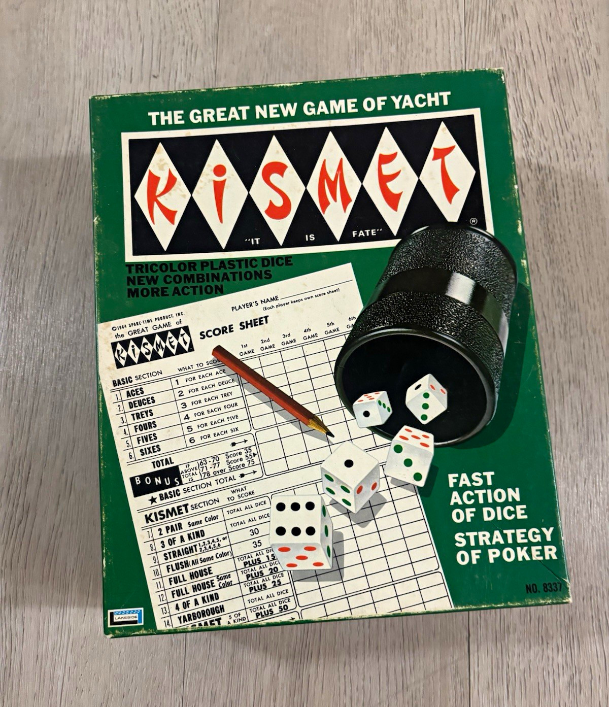 Lakeside Kismet Strategy Yacht Dice Game No. 8337 – missing some original pieces