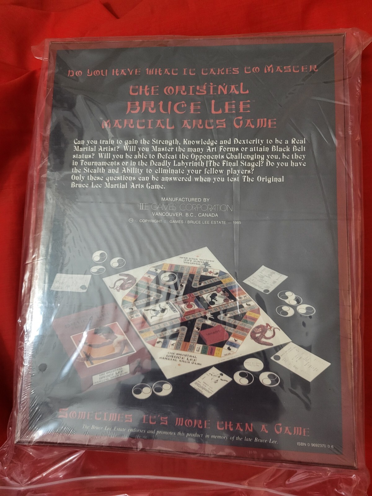 Bruce Lee’s Original Limited Collector’s Edition Martial Arts Game. VTG 💎
