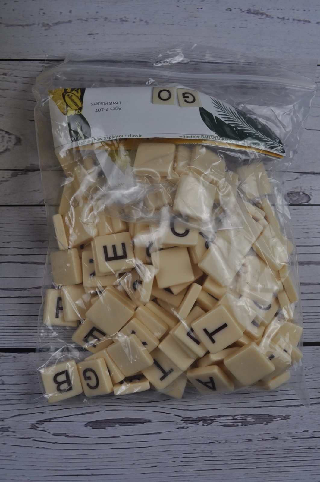 Bananagrams Wildtiles Word Game Complete FREE Shipping