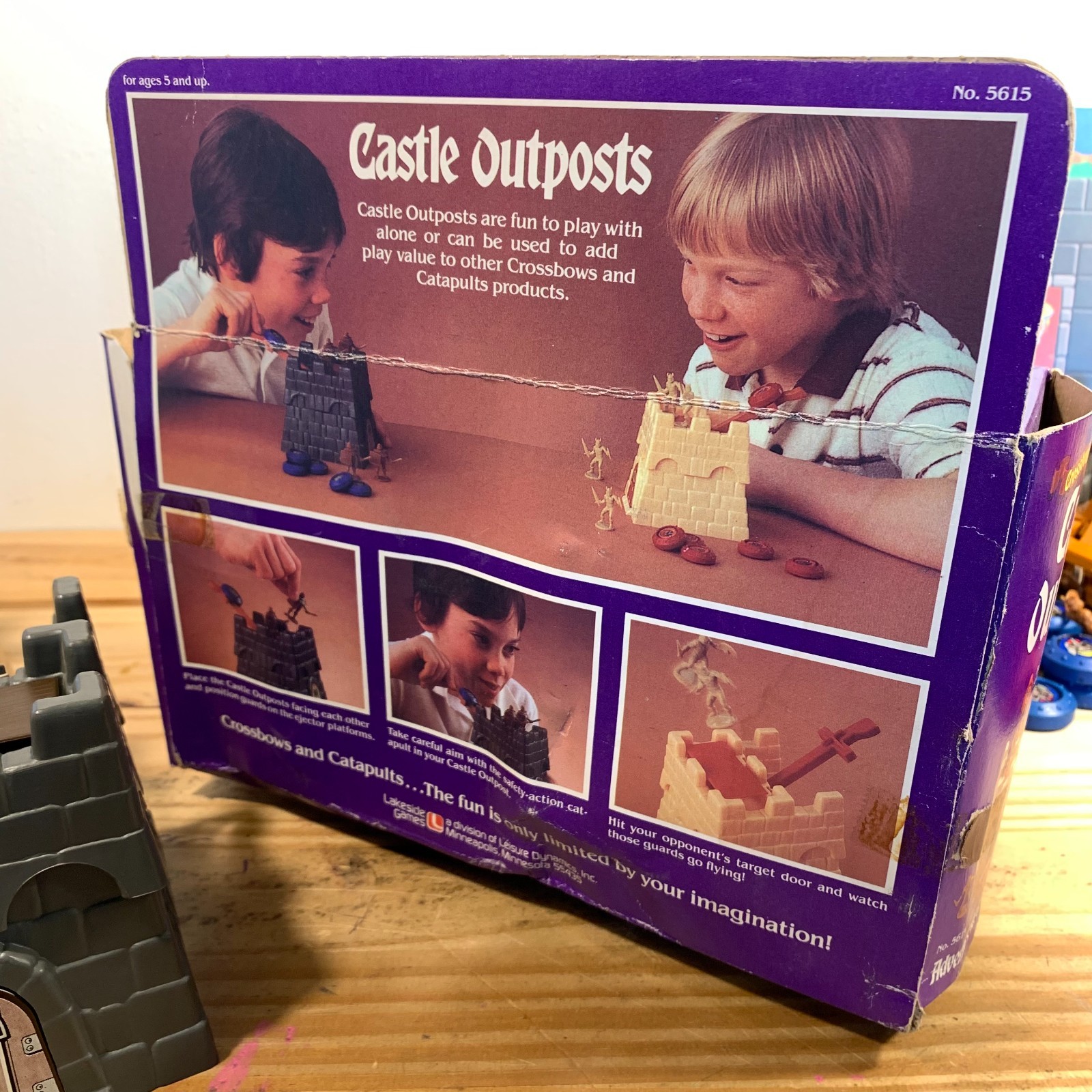 Gigantic lot of Vintage 1983 Lakeside Crossbows and Catapults – See Description
