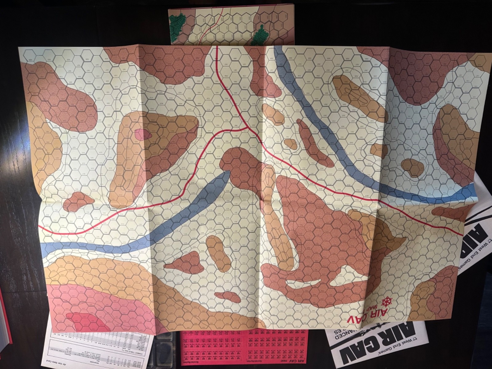 Air Cav Game / West End Games / 1985 / Unpunched and Complete