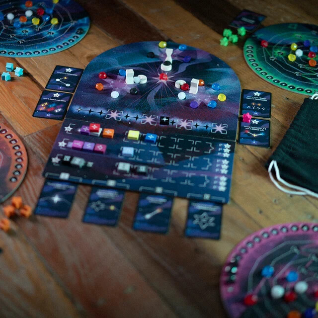 ✨ NIS Nebula Board Game – a Glow-in-the-Dark Abstract Astronomy Strategy