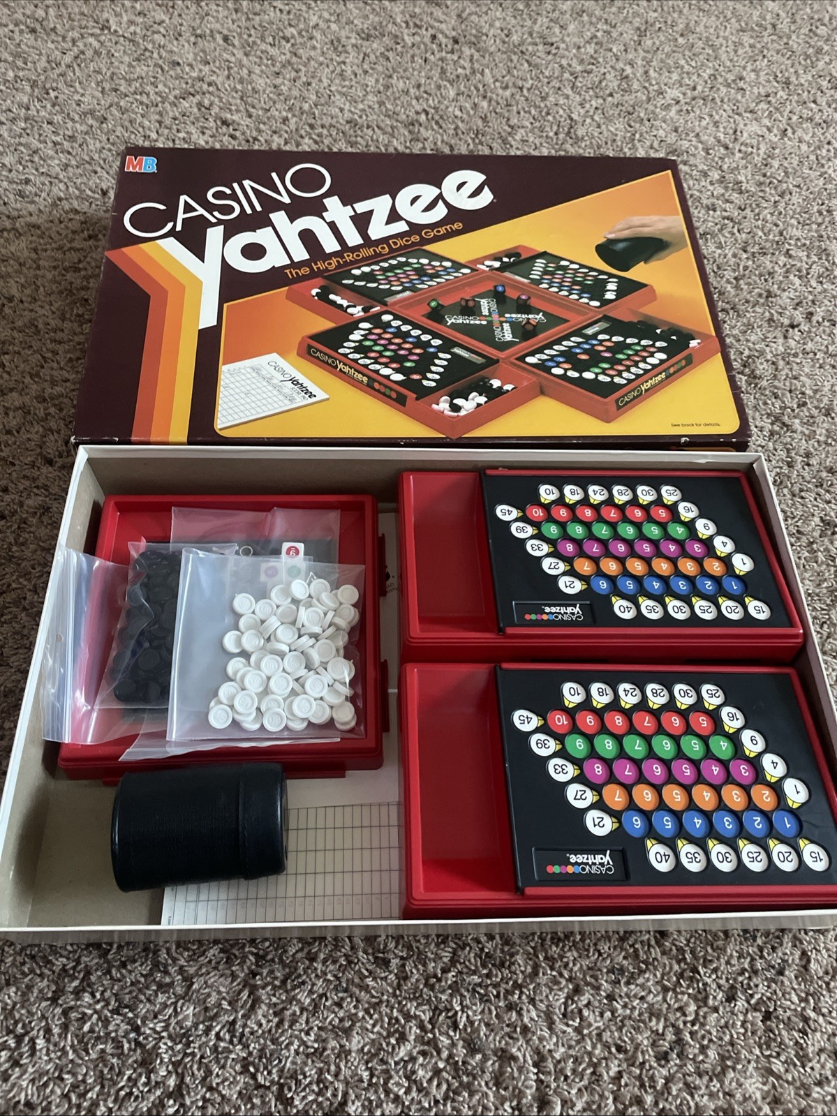 Vintage 1986 Casino Yahtzee Game by Milton Bradley 100% COMPLETE Nice!