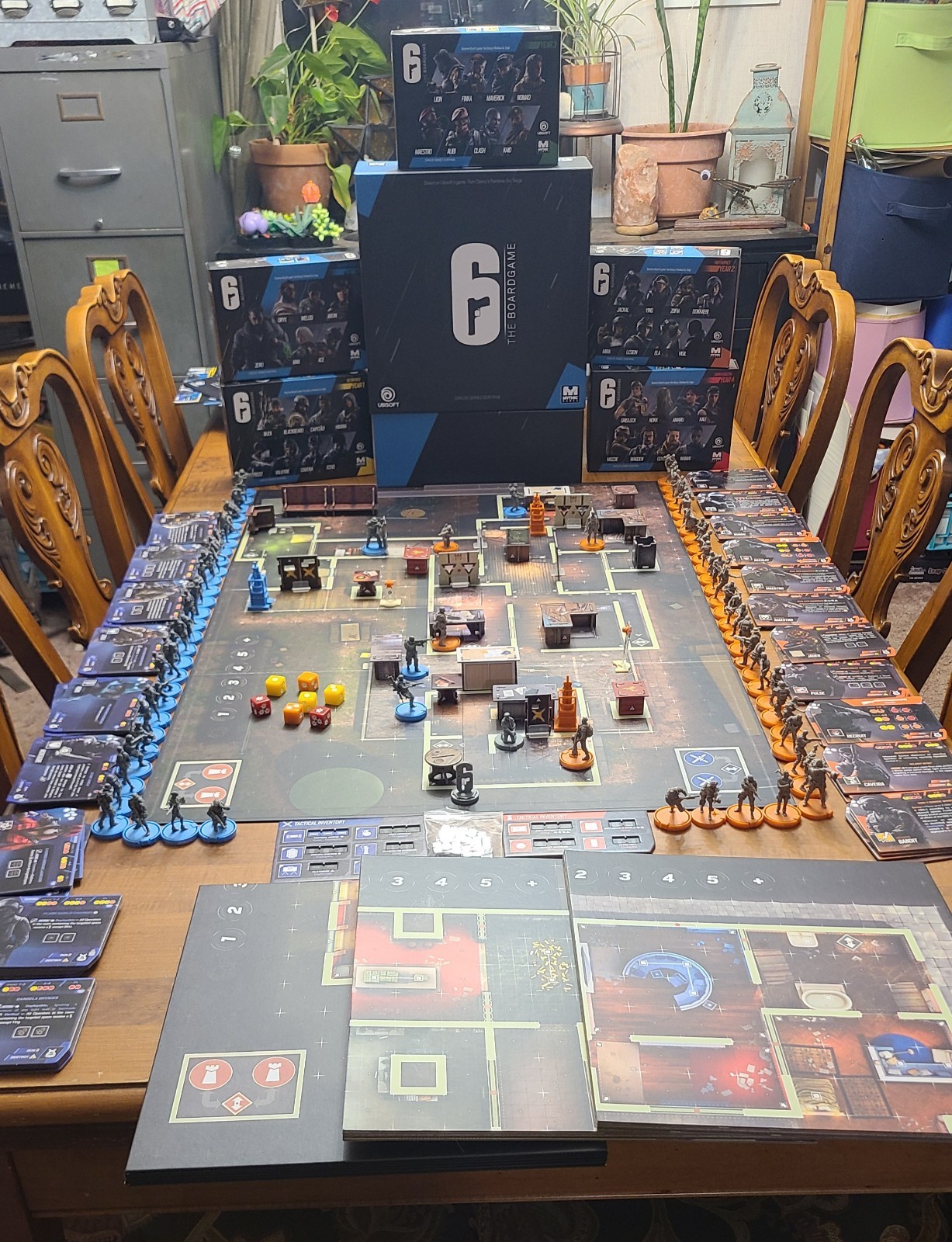 rainbow six siege board game: base game plus all maps and year 1 to 5 operators