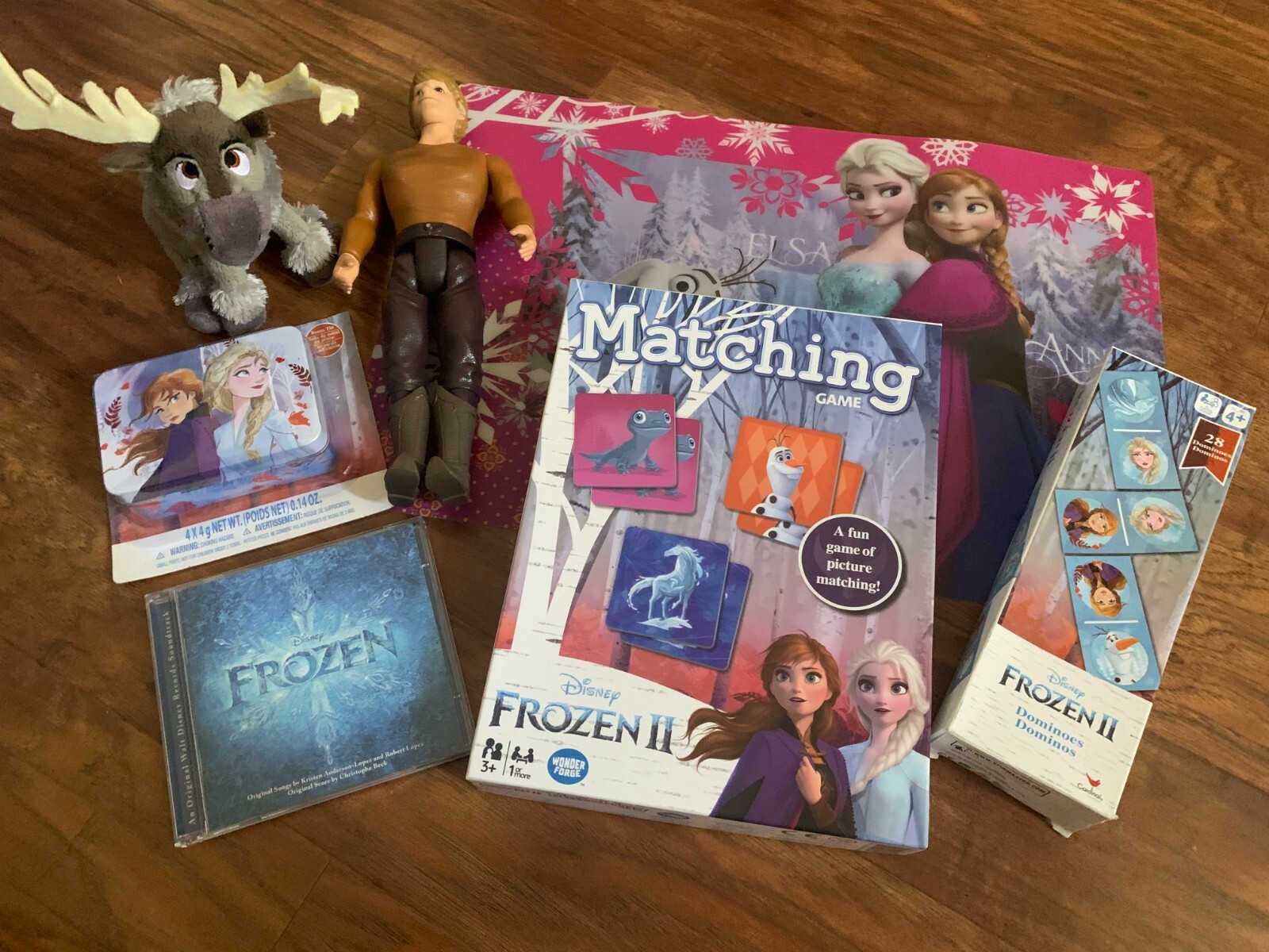 Frozen Lot:Surprise Slides+Match+Kristoff+SvenPlush+Elsa-Anna Tin+Dominos+CD+Mat