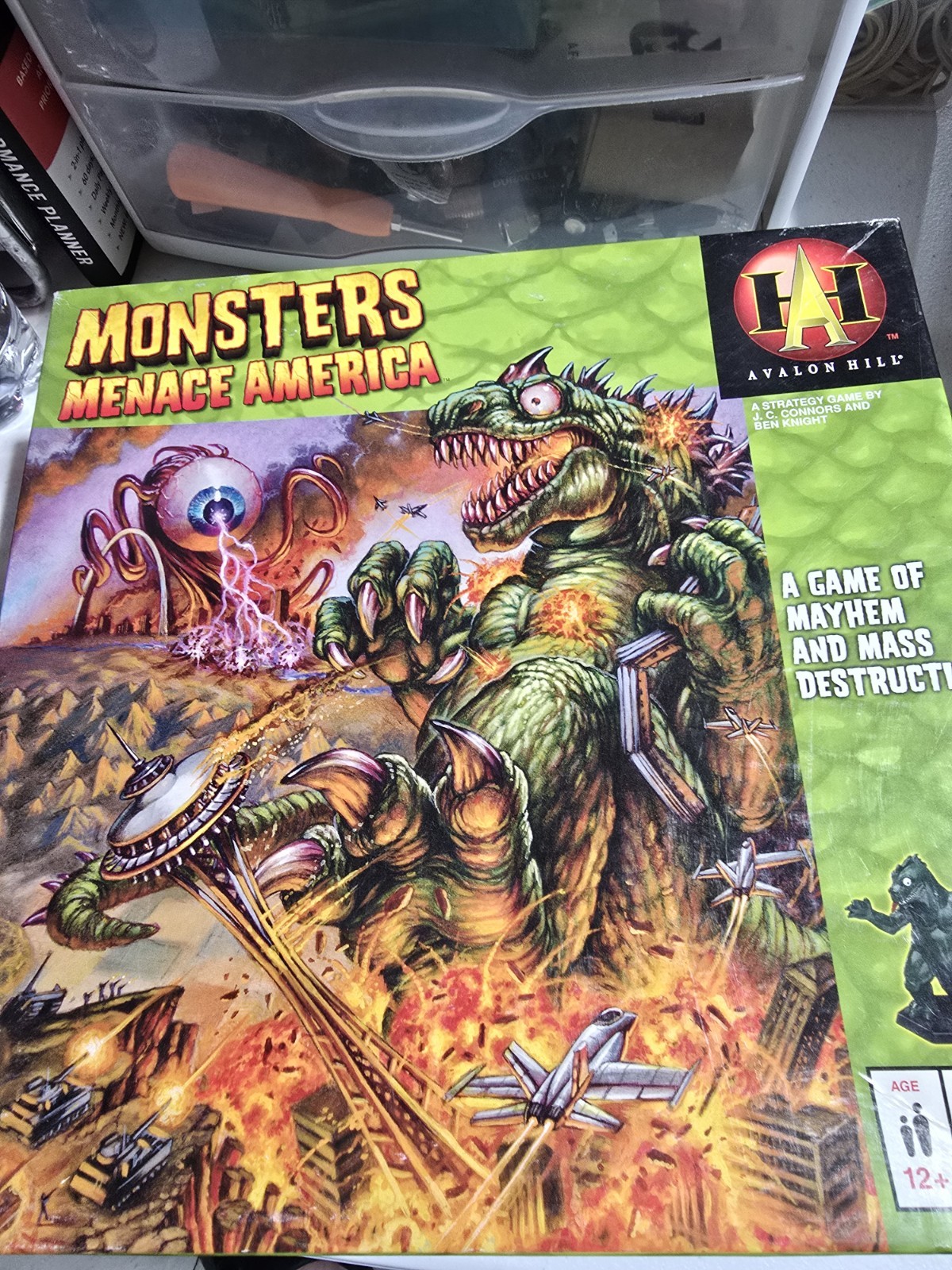Monsters Menace America Board Game – 2005 Avalon Hill Games COMPLETE BG