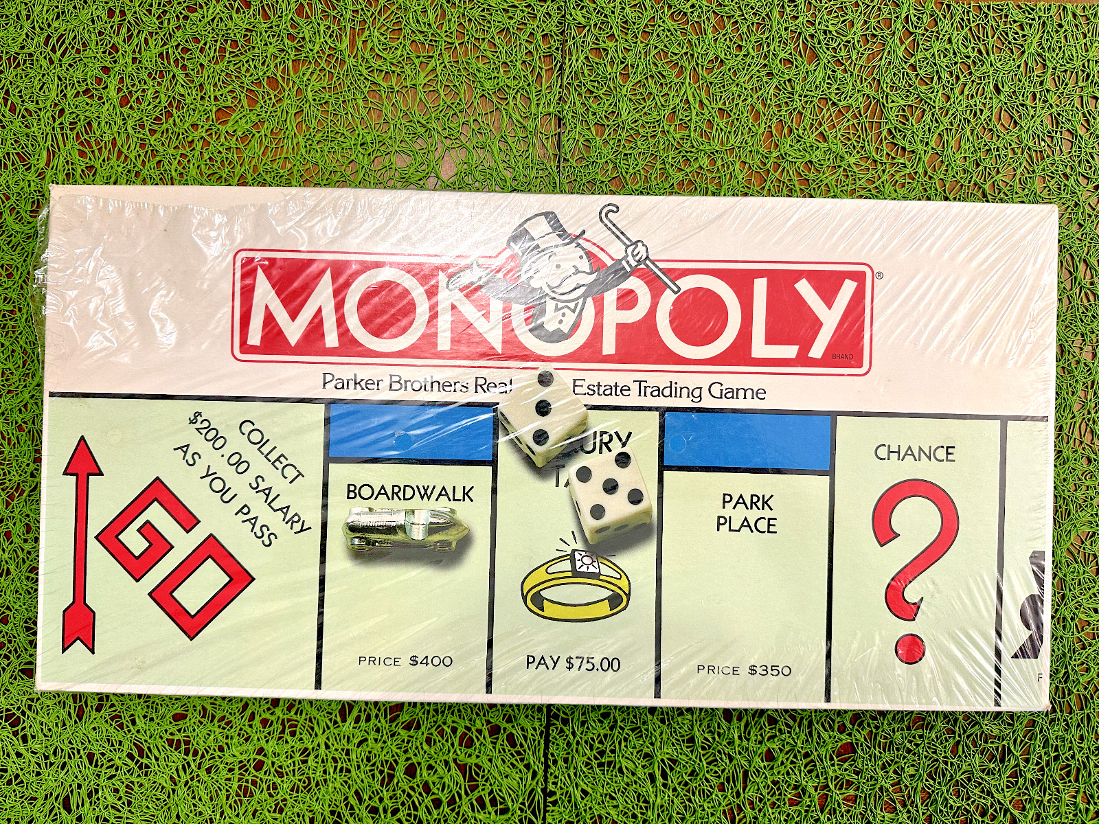 Vintage Monopoly Board Game Parker Brothers Brand NEW Sealed #0009 1985