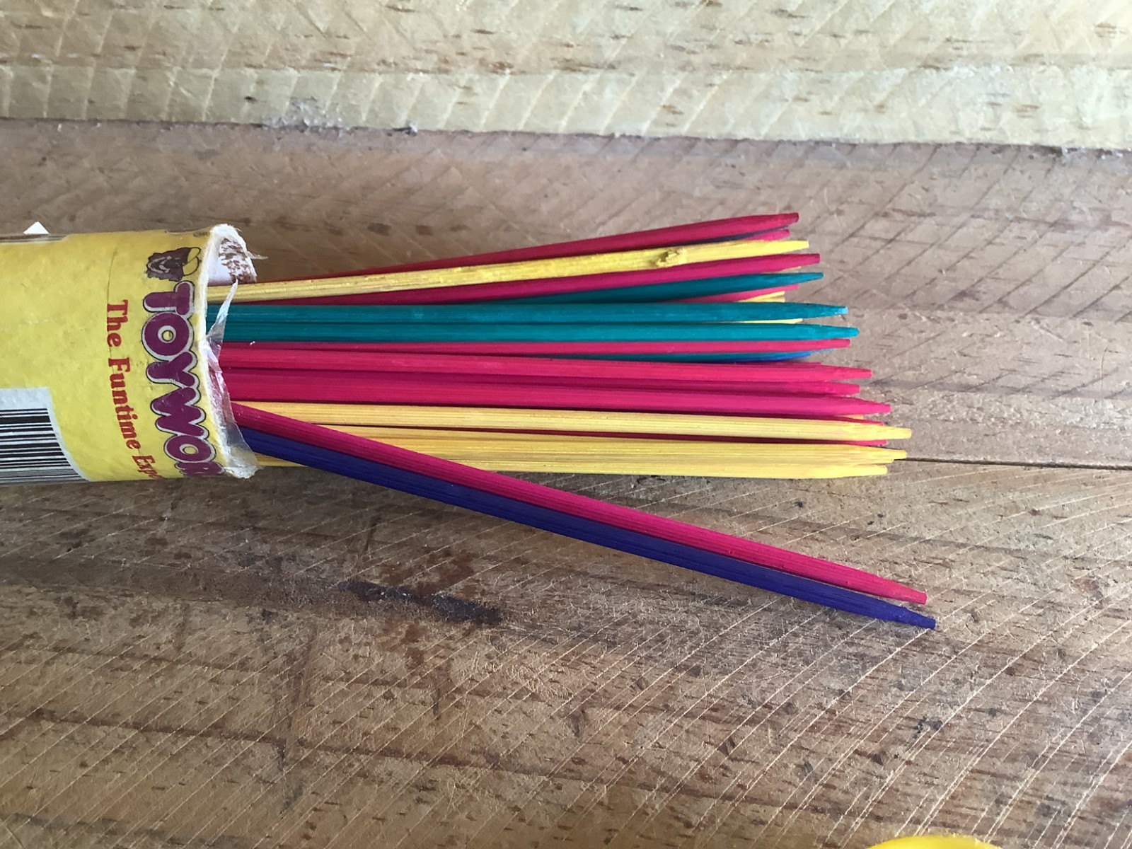 TOY WORLD VINTAGE BRANDED PICKUP STICKS – VINTAGE SET in ORIGINAL BOX