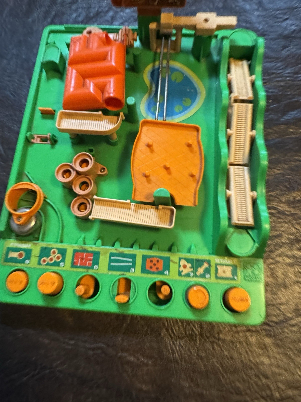 VINTAGE Run Yourself Ragged Maze Game Obstacle Course Incomplete