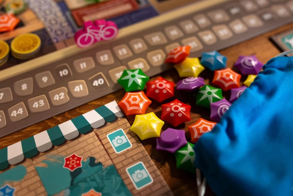 Águeda City of Umbrellas Board Game 1 to 5 Players Mensa Select Winner