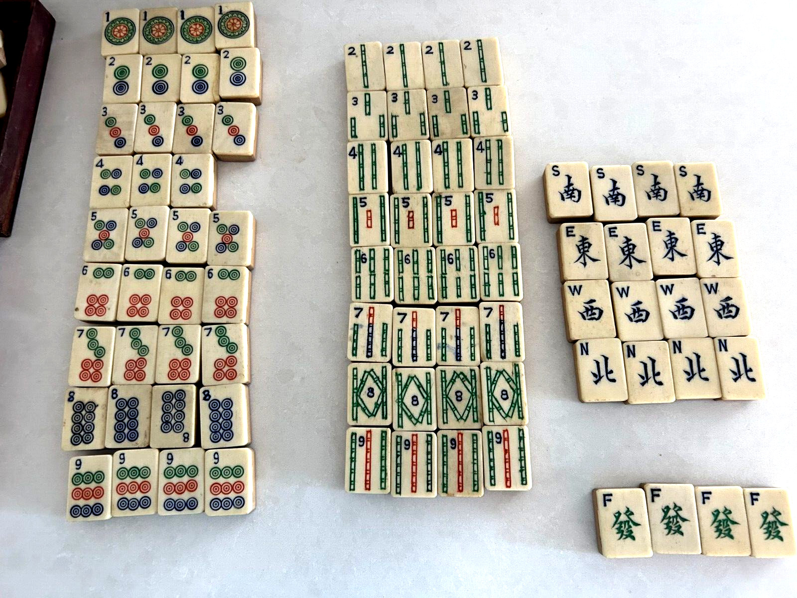 Vintage Mahjong Tiles (157) Dovetail Bamboo/Oxen/Bovine Bone in Wood Box