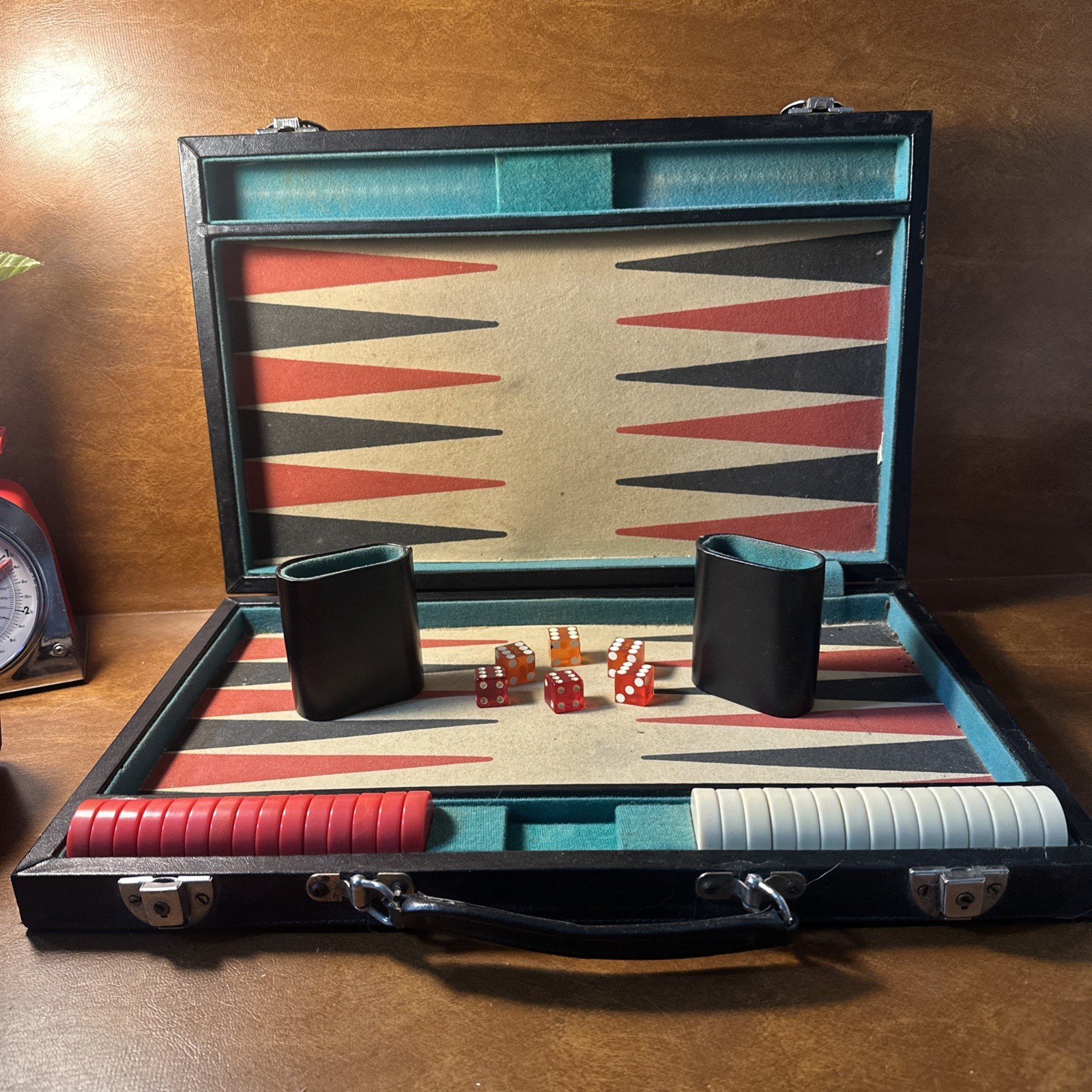 VTG Backgammon Board Game Set Faux Leather Brown Tan/black-red Stripes 18X12”