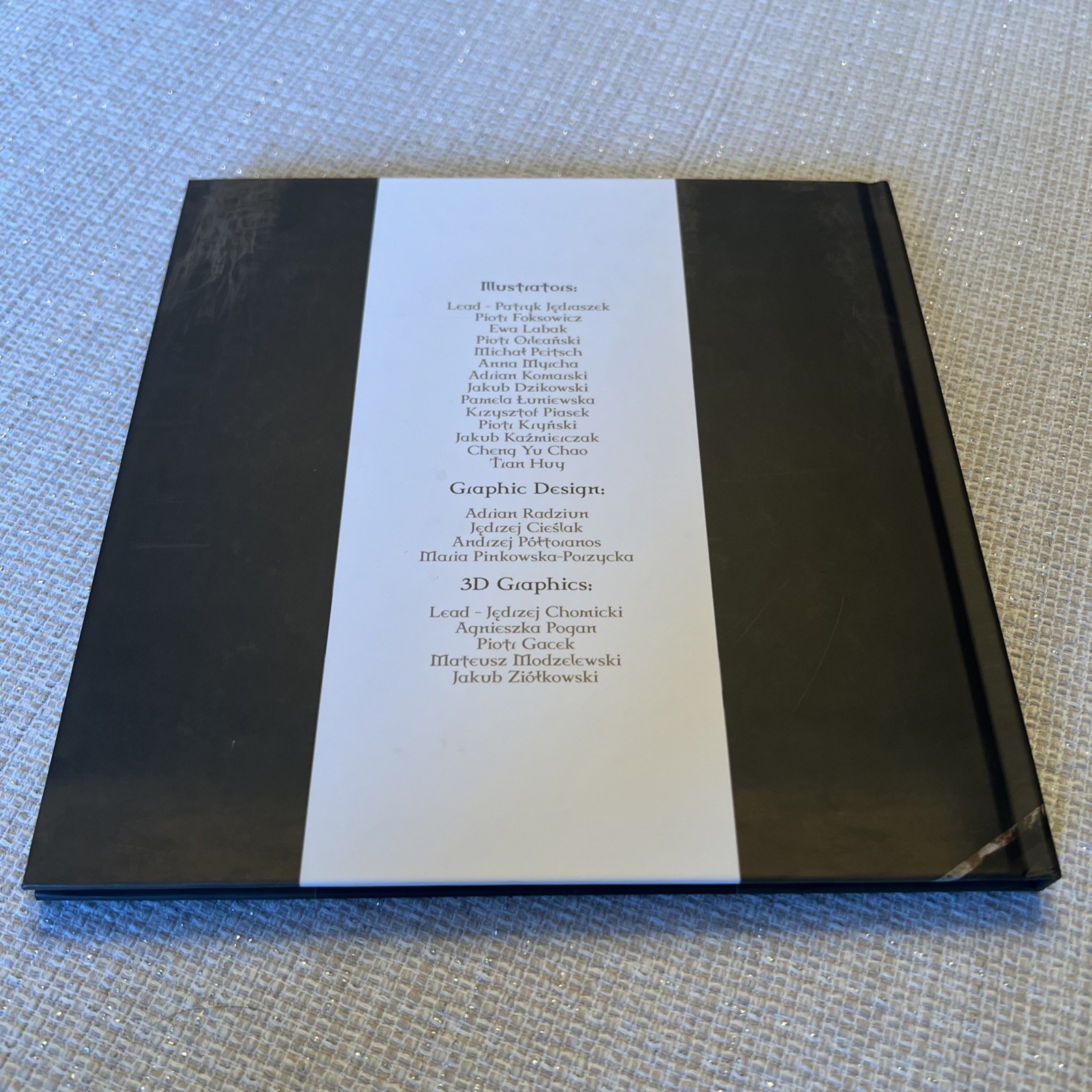 Tainted Grail Album for Awaken Realms Board Game – artbook – Great condition!