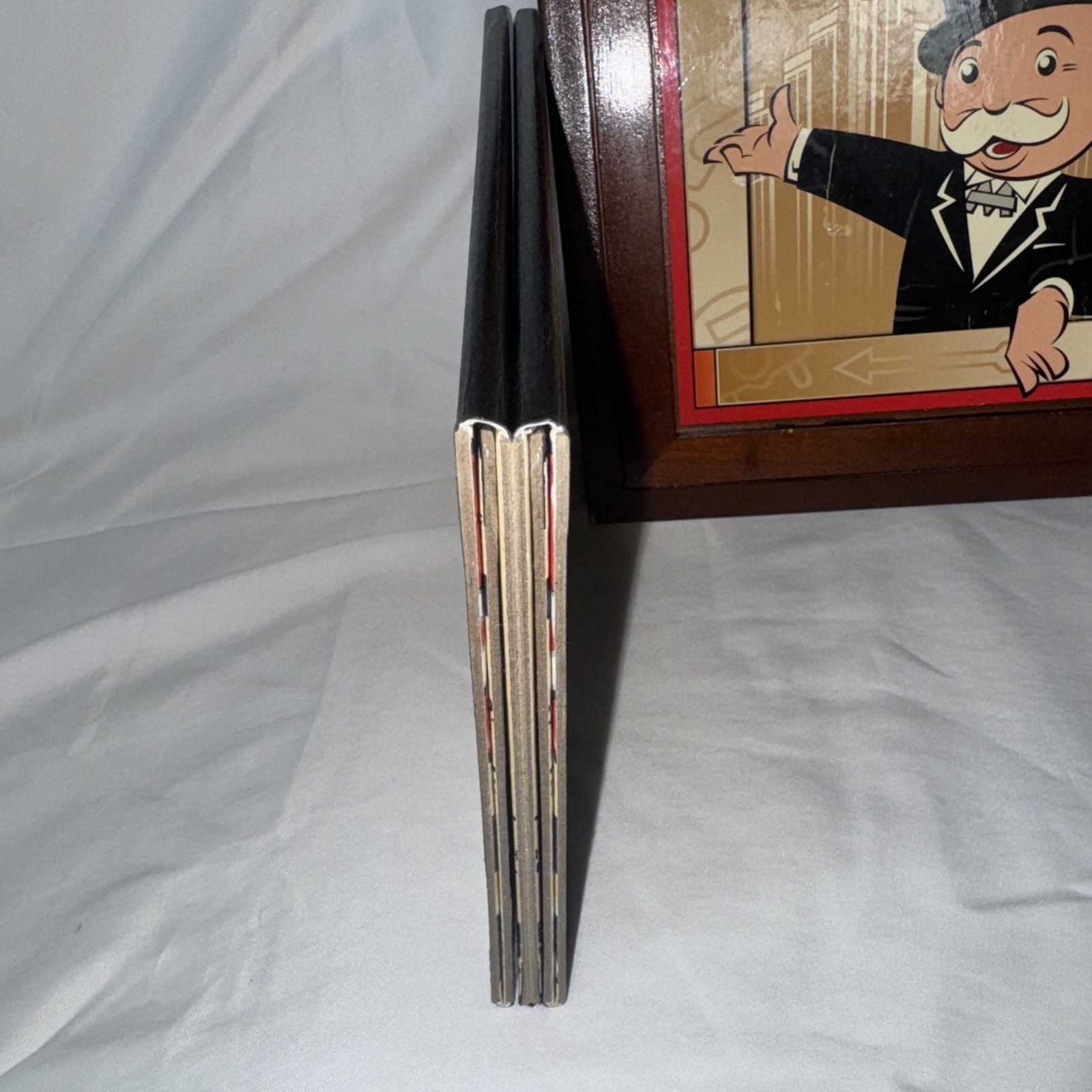 MONOPOLY ~ VINTAGE COLLECTION BOOKSHELF WOODEN BOX 2009 ~ 100% COMPLETE ~ EUC ~