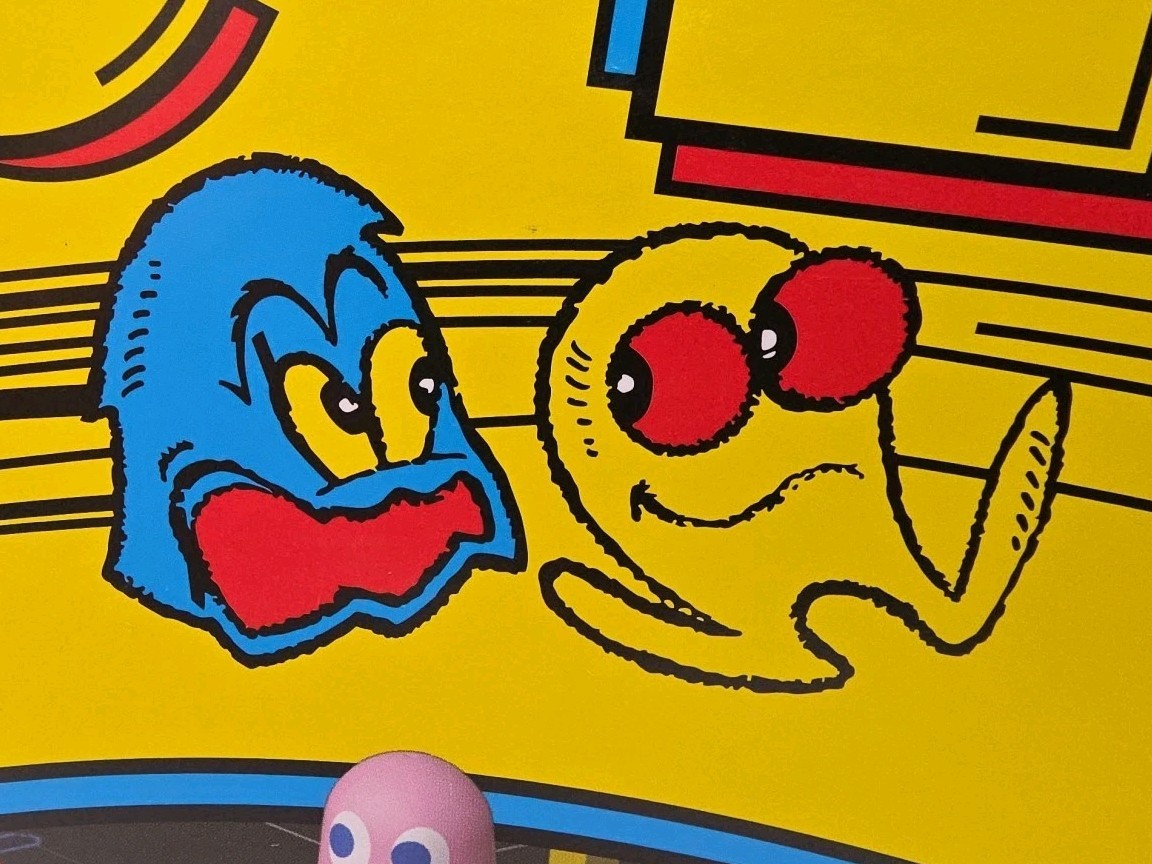 Buffalo Games: Ultimate PAC-MAN Board Game – Retro Arcade Classic – Pre Owned
