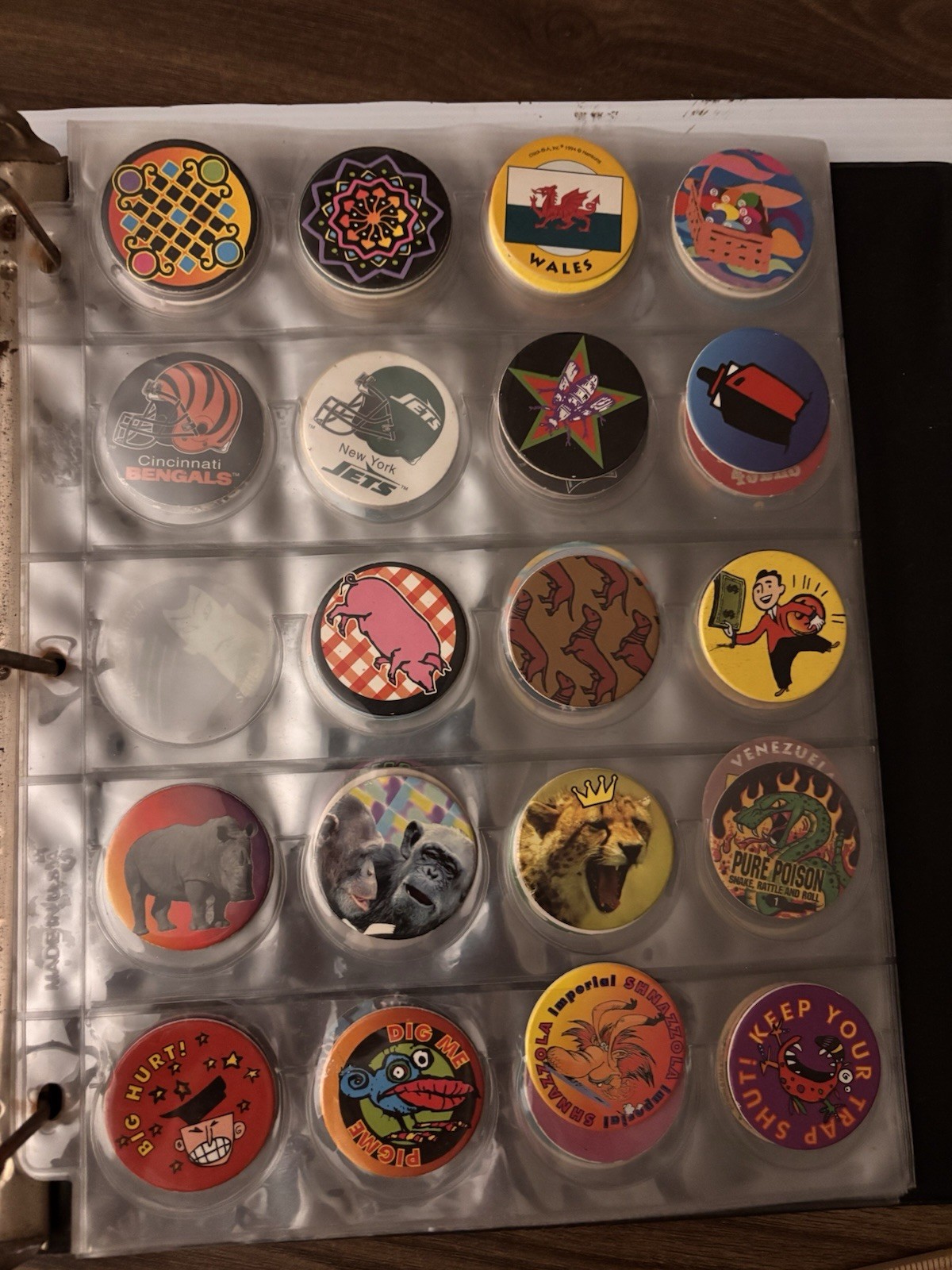 Cap Binder for Pogs 8 Pages with 135 POGs