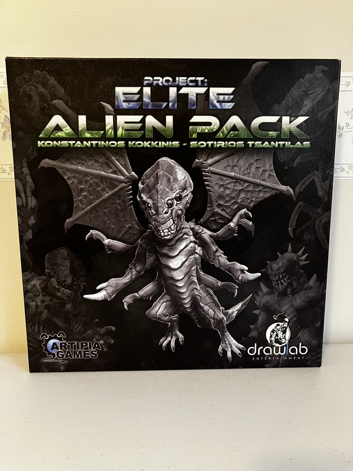 Project Elite + Alien Pack + Therion + Turtalon- Artipia Games-Rarely Played