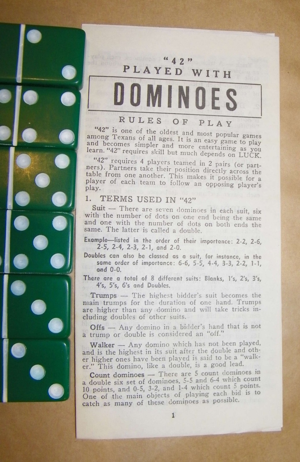 SET of MARBLELIKE DOMINOES made by Creative Plastics color GREEN in box SHORTY