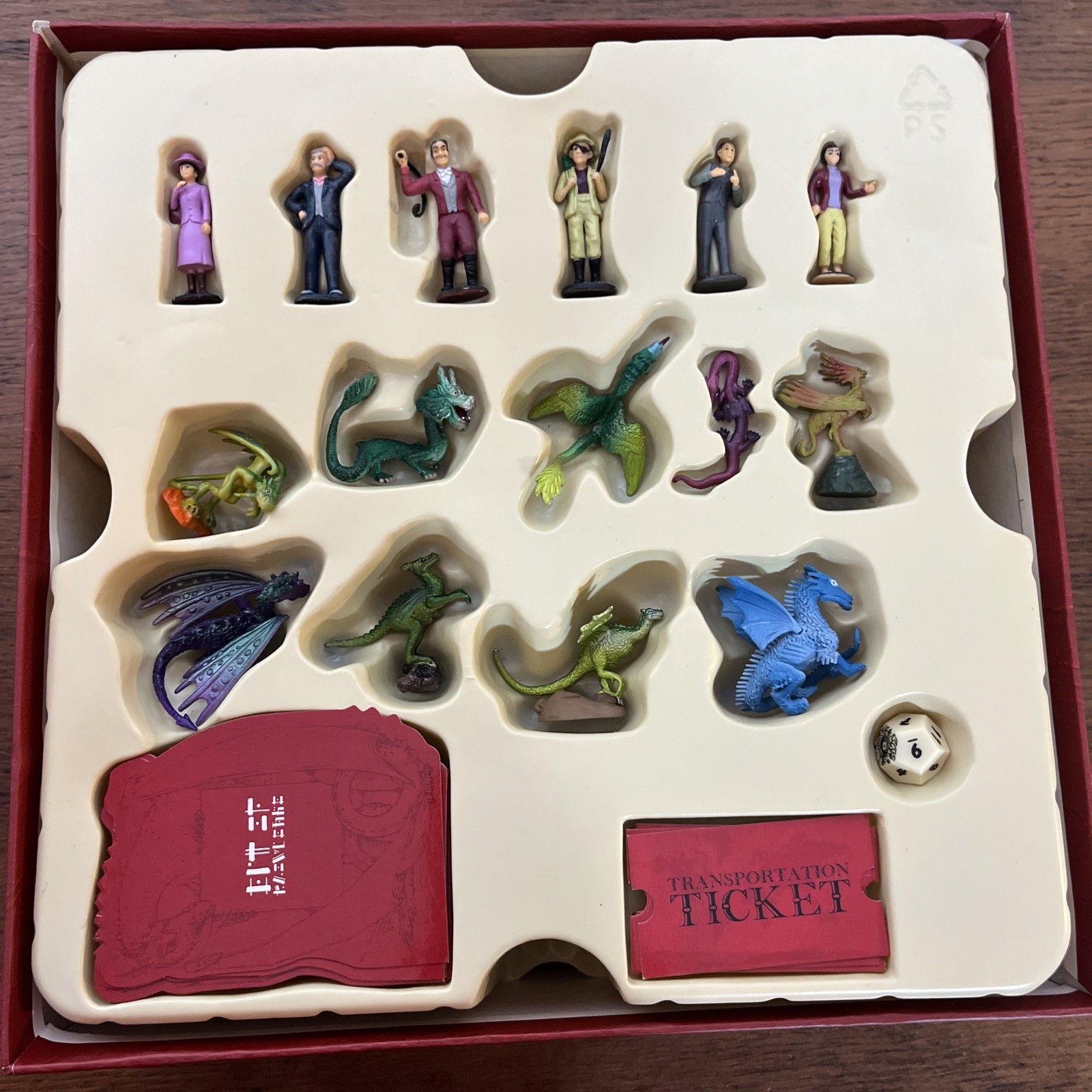Dragonology The Game Board Game by Sababa Toys Based on Book Series 2006