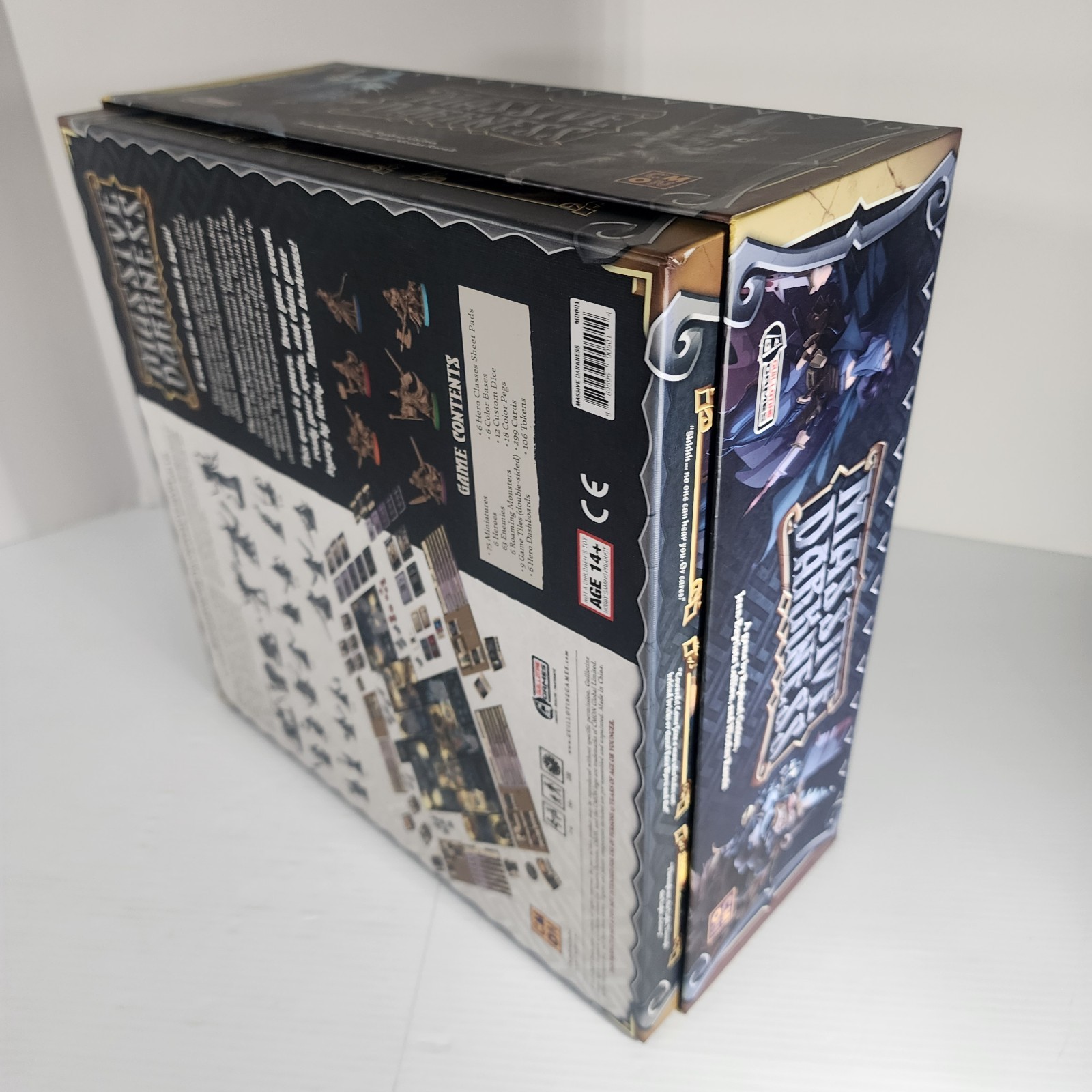 Massive Darkness Season 1 Core Box Base Fantasy Dungeon Board Game CMON Complete
