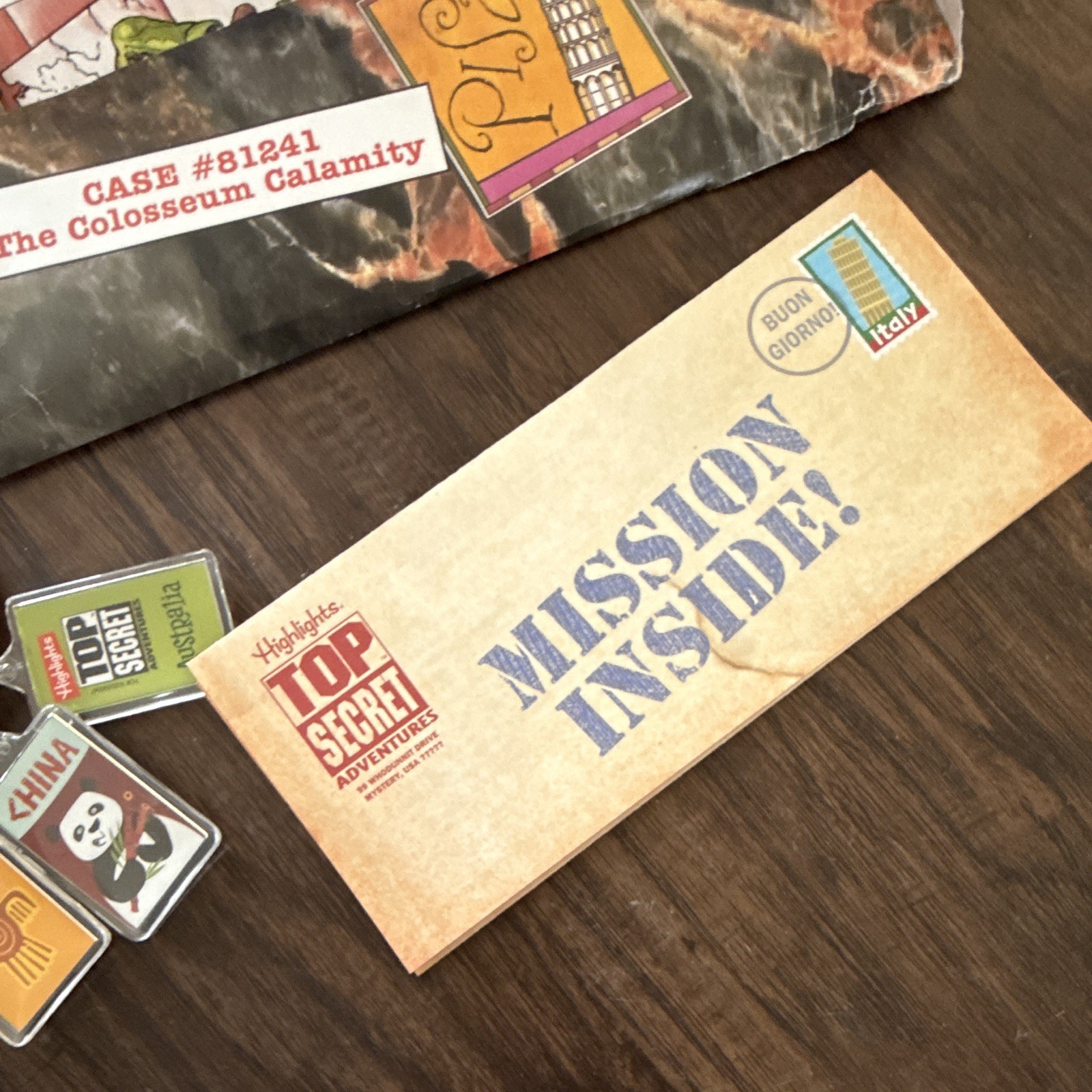 Highlights Top Secret Adventures Board Game Italy Case #81241 set- see pics