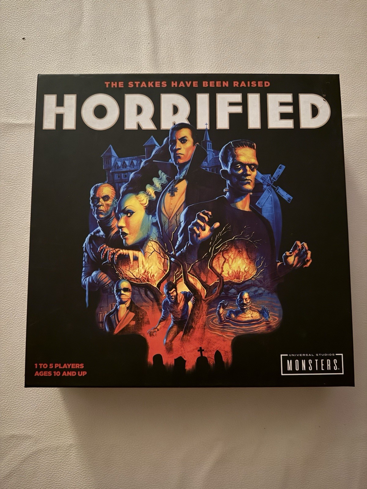 Horrified Board Game Universal Studios Monsters Ravensburger 2019 – Complete