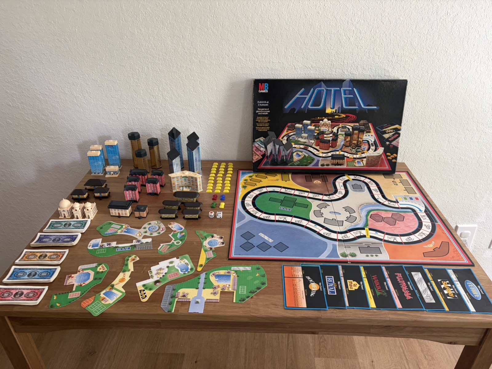 Vintage 1988 HOTEL Board Game Milton Bradley Real Estate Game 100% Complete
