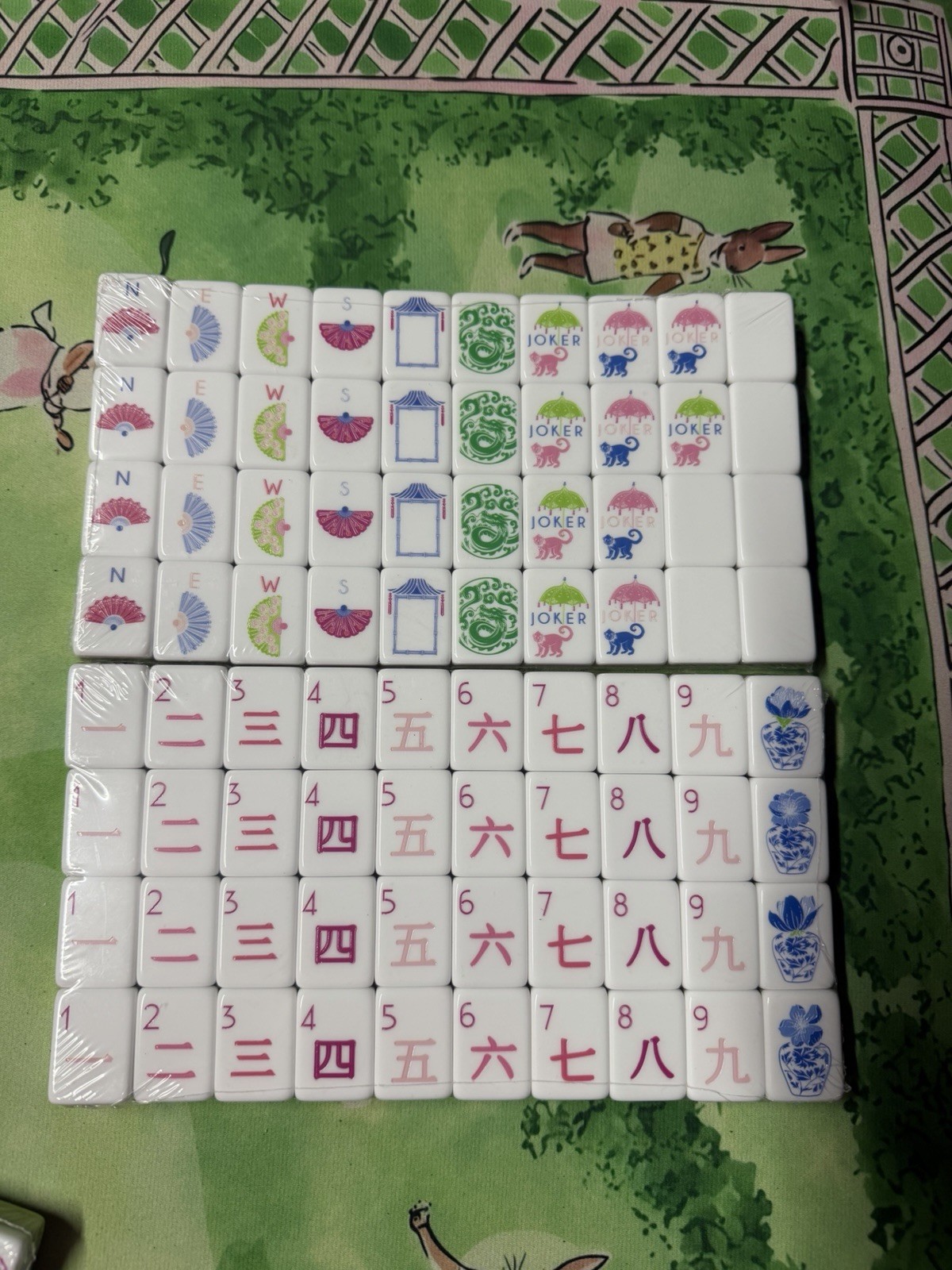 Mahjong Game Set 160 Tiles Modern Pastel Layered Design Complete Set green（4）