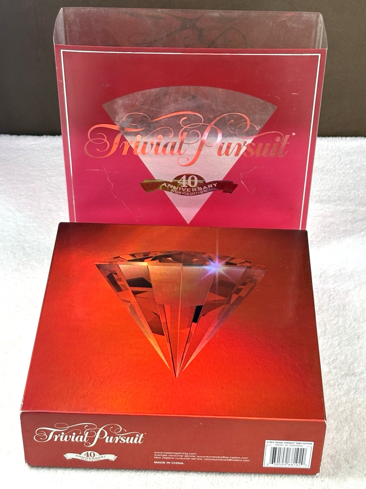 100% COMPLETE! Trivial Pursuit 40th Anniversary Ruby Edition E1923 Board Game