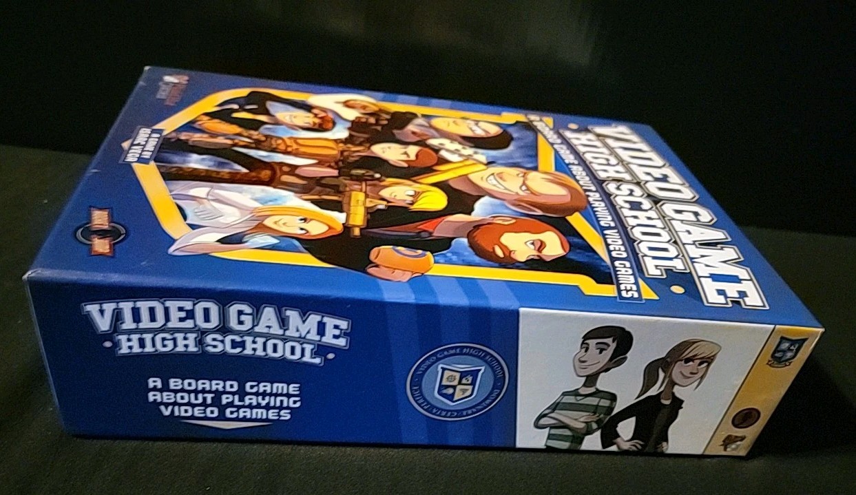 Plaid Hat Boardgame Video Game High School Box VG 2014 Complete ( Read/ See Pics