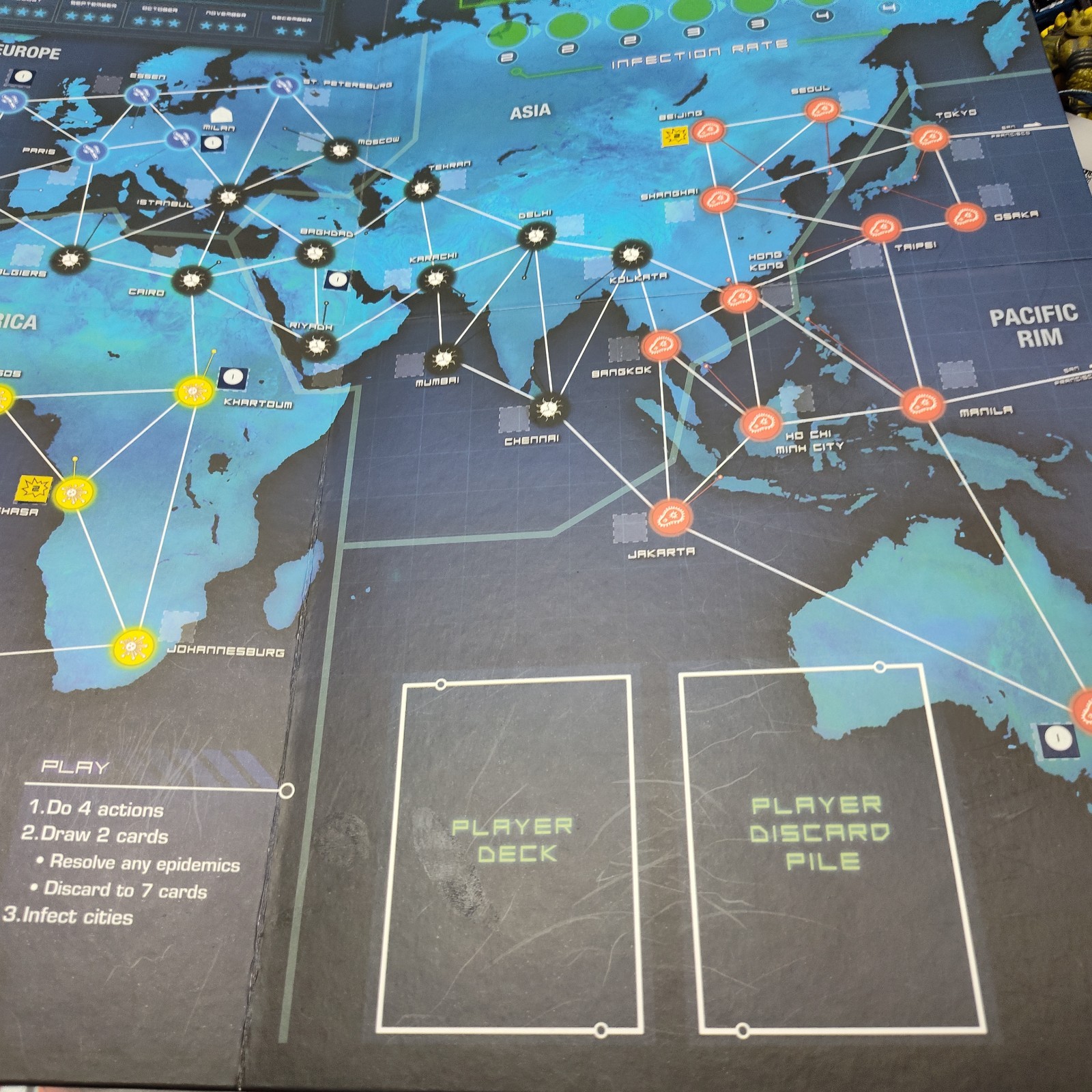 Pandemic: Legacy, Season 1, Z-Man Board Game Red Edition- EUC