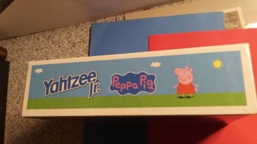 Peppa Pig Yahtzee Jr Board Game Hasbro & Set of 5 Mini Figs both NEW SEALED