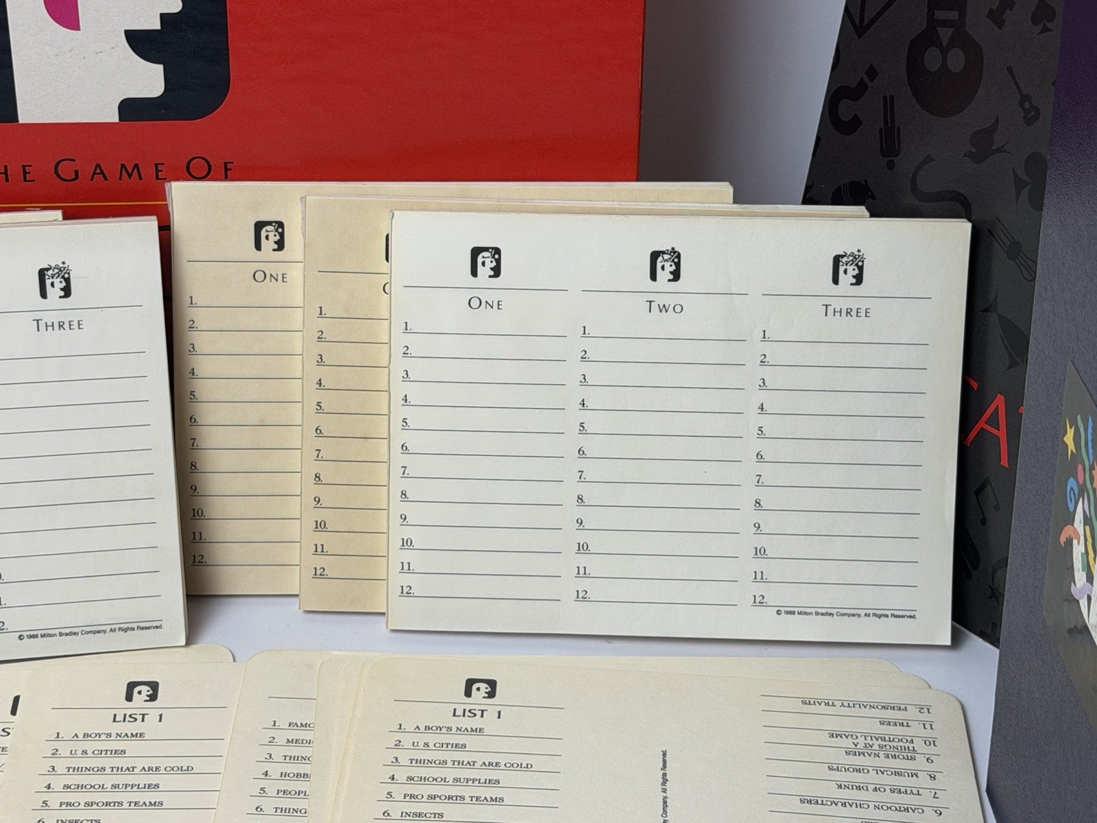 The Game Of Scattergories 1988 COMPLETE – Milton Bradley