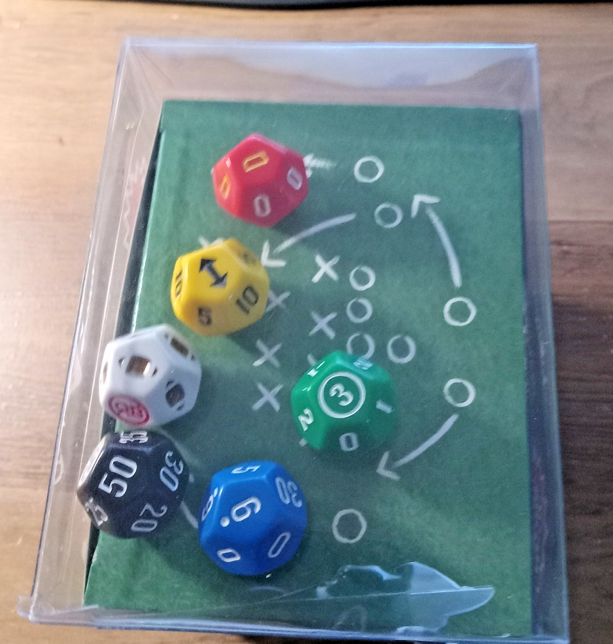 Go Long! Football Dice Game Travel Edition GoZone 100% Complete 2008 Damage Box