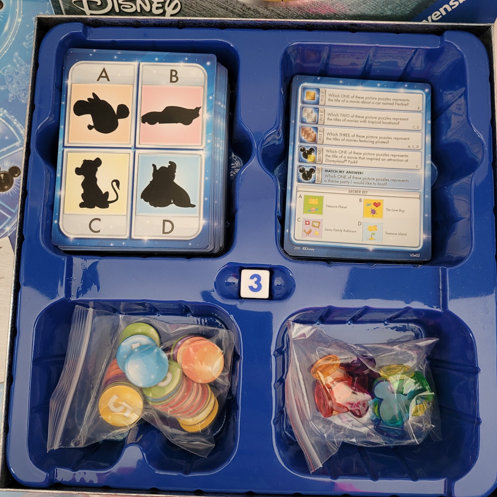 Disney Pictopia – Family Trivia Game: Disney Edition Complete EUC