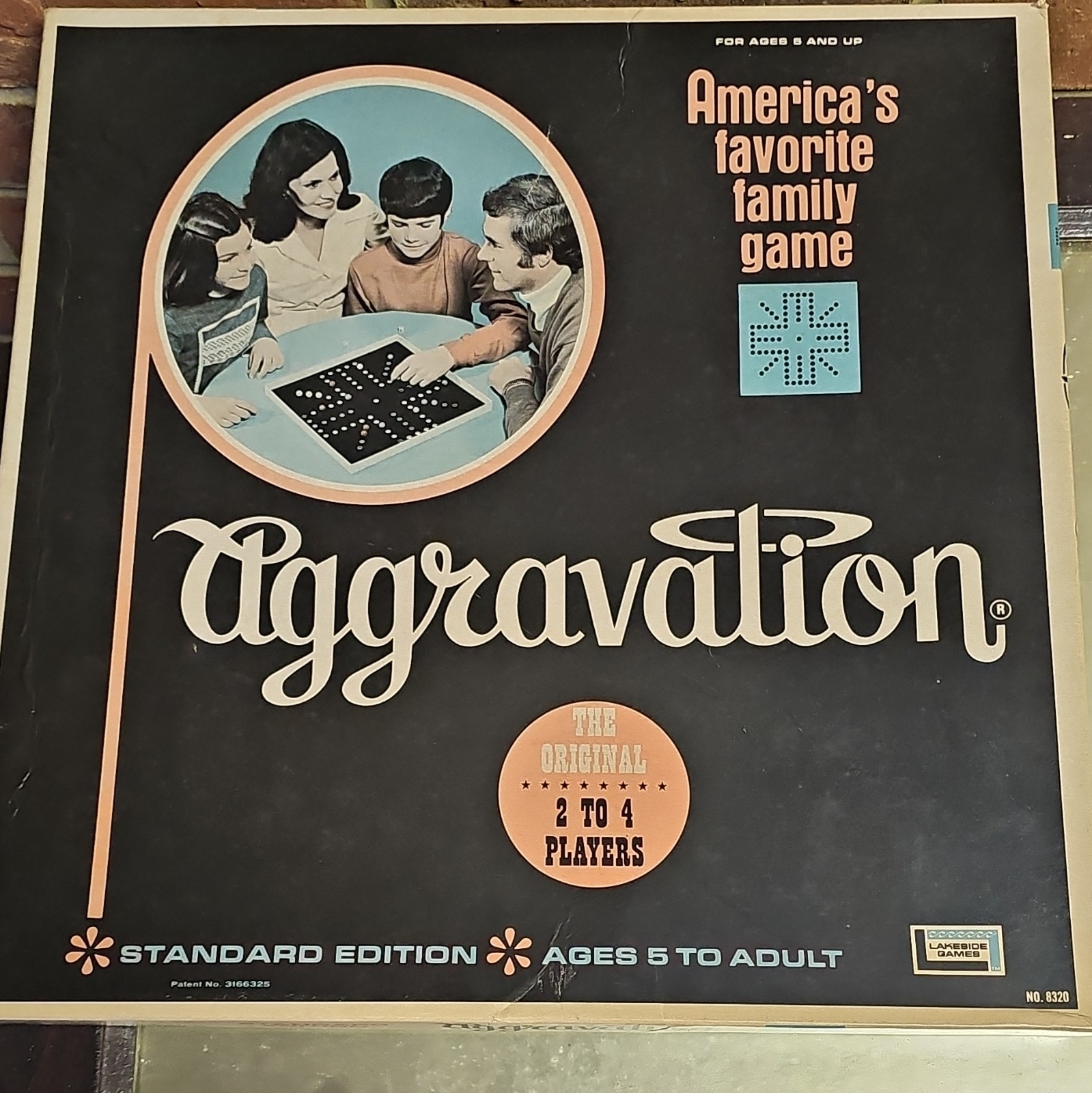 Vintage Aggravation Game Standard Edition MPN 8320 Ages 5+ 2-4 Players