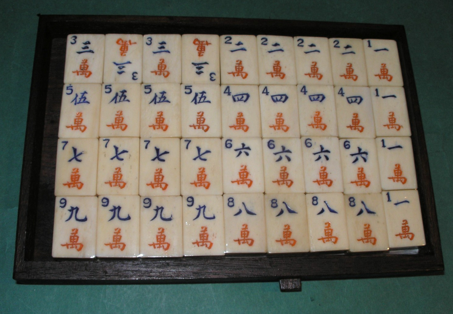 Rare 1920s Bone Bamboo Mahjong Set with Teak Case