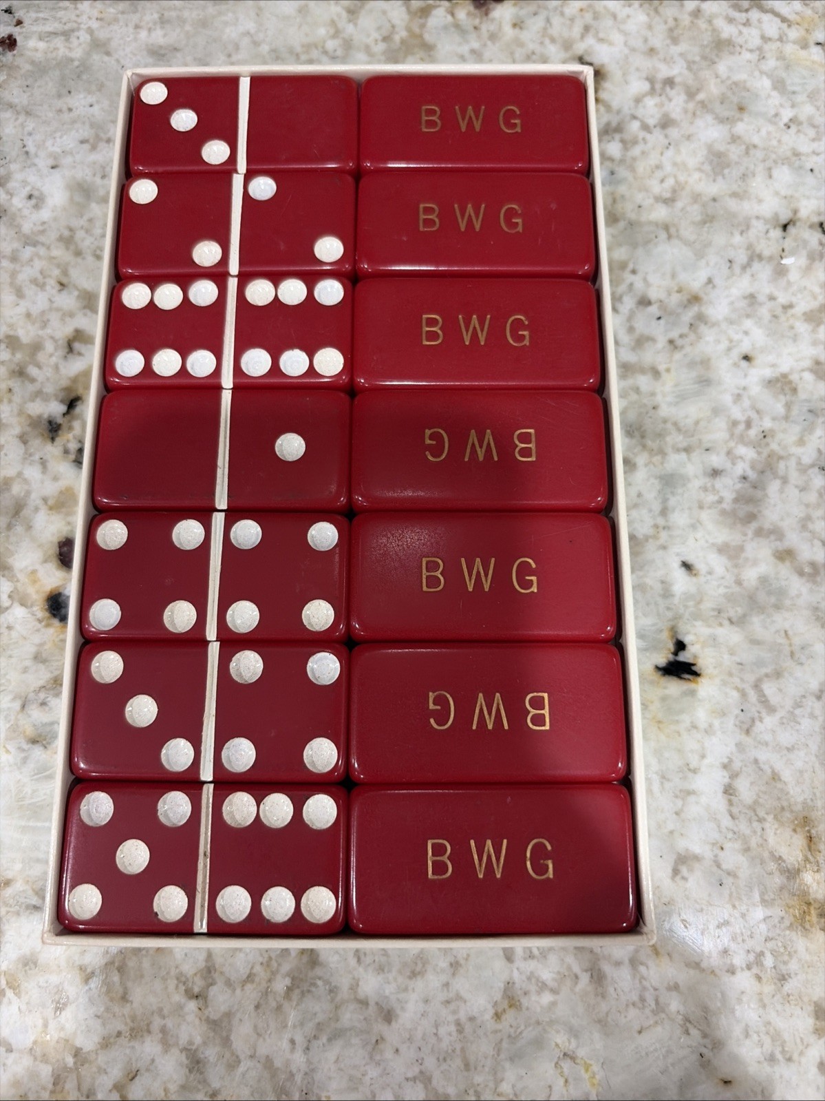DOMINOES VINTAGE PURMAWEAR STANDARD SIZE PUREMCO NO. 30 BEVELED EDGES RED