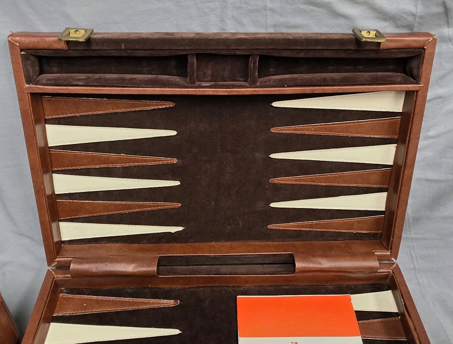 Vintage Backgammon Game Set Velvety Brown Briefcase Type TAIWAN Complete