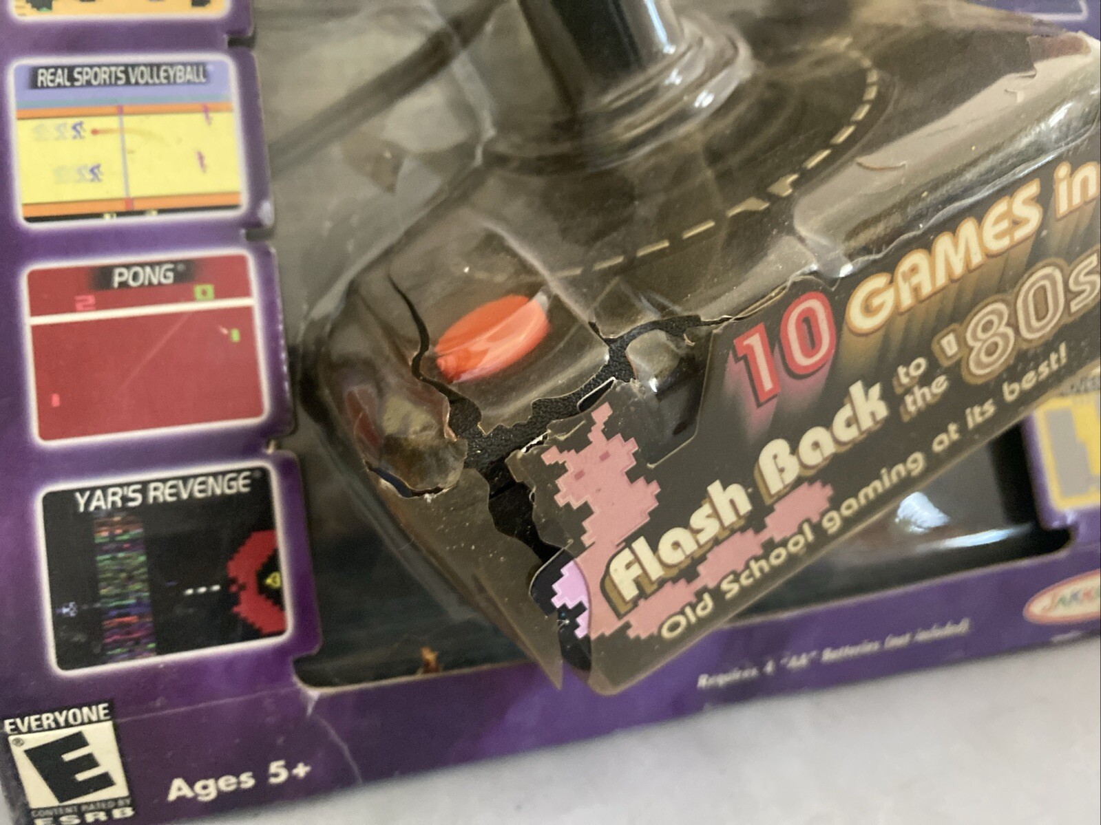 Plug It in and Play TV Games / 10 Games / Atari 2600 box Is In Rough Shape ￼