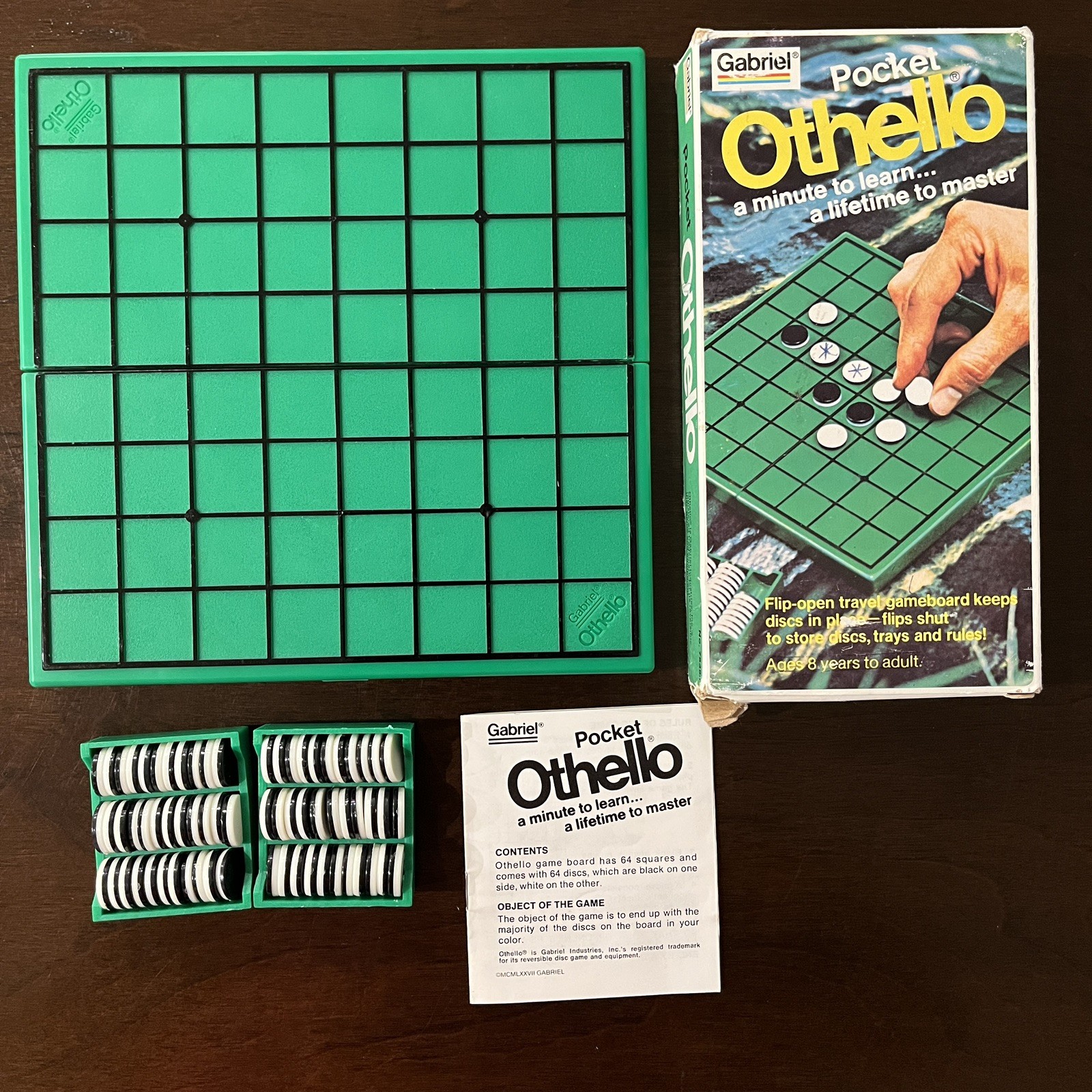 Vintage 1977 GABRIEL Pocket Othello Board Game – 100% COMPLETE + extra buttons