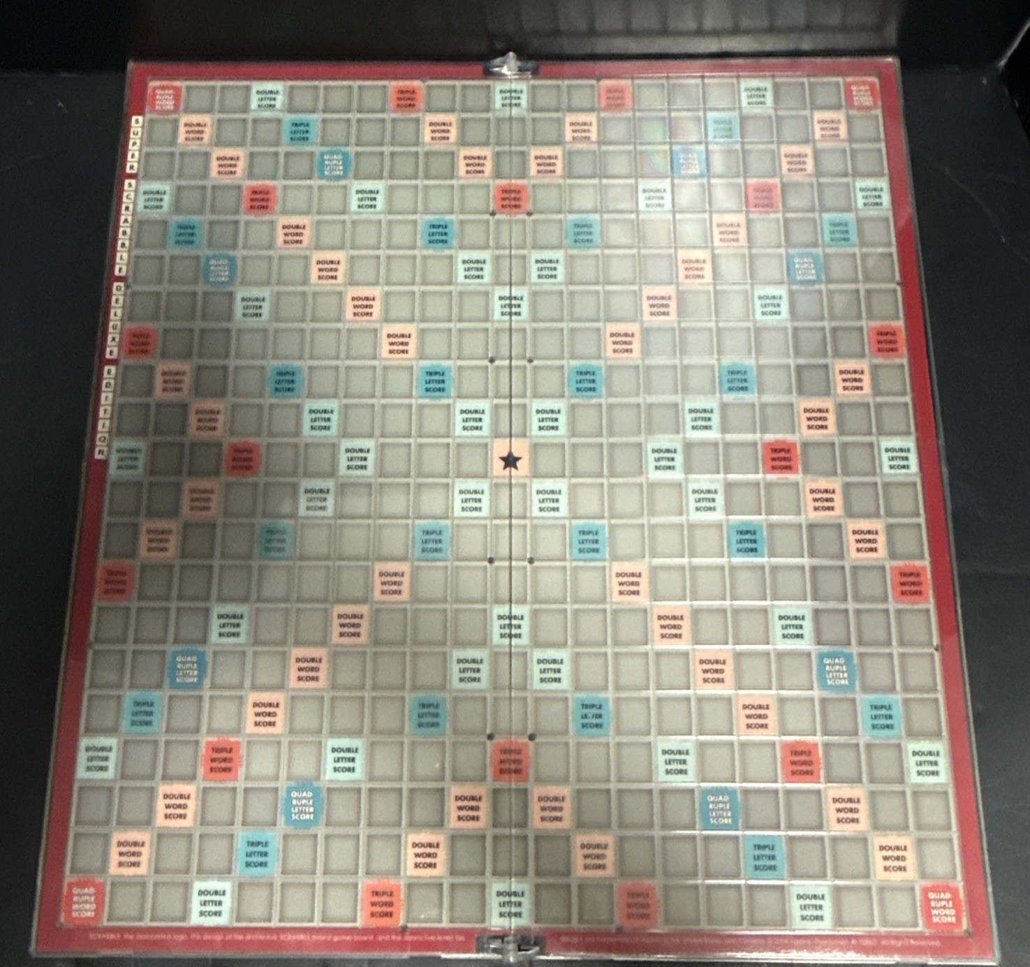 Super Scrabble Deluxe Edition Crossword Board Game 200 Tiles 99% Complete 2006