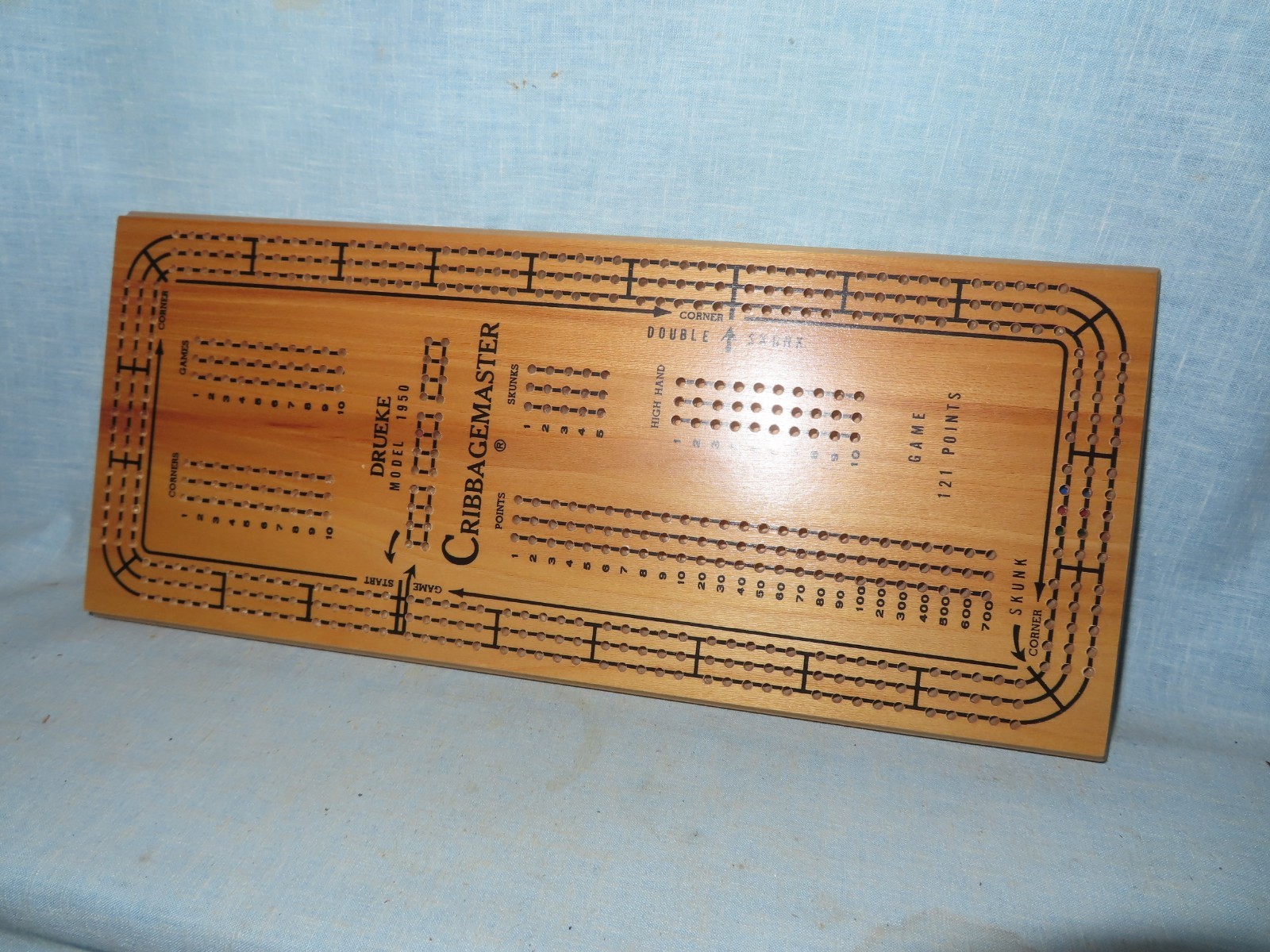 Drueke Cribbage Master Cribbage Board Model 1950 w/Pegs, Instructions, Box