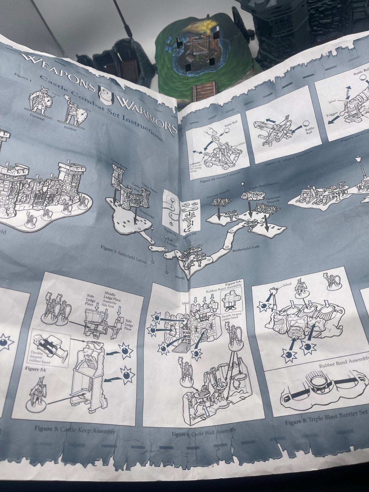 INCOMPLETE Weapons & Warriors Castle Combat Set Pieces AS IS See Description