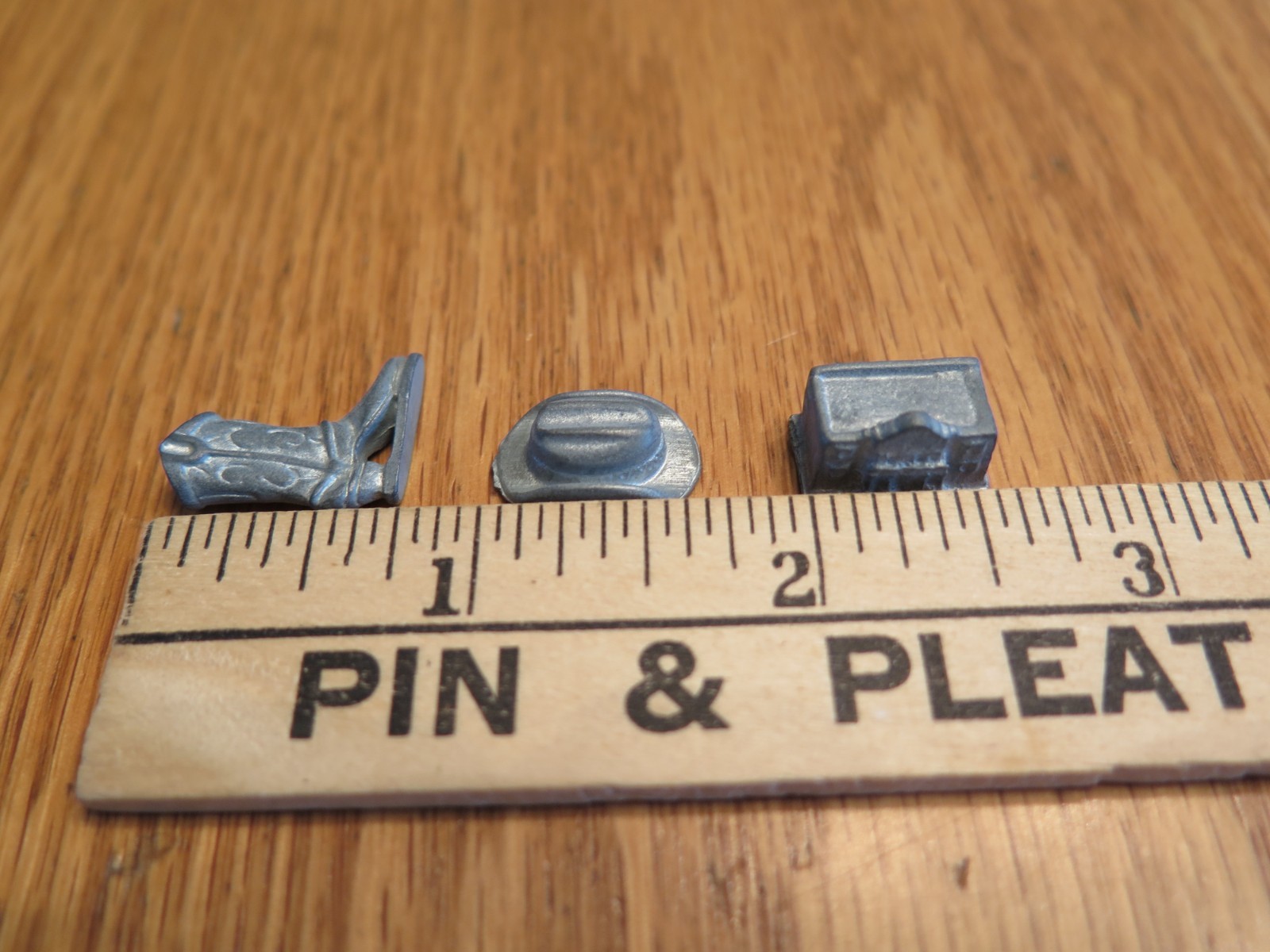 Vintage Board Game Tokens Game Pieces? Miniature Pewter Figurines? Lot of 24 Pcs