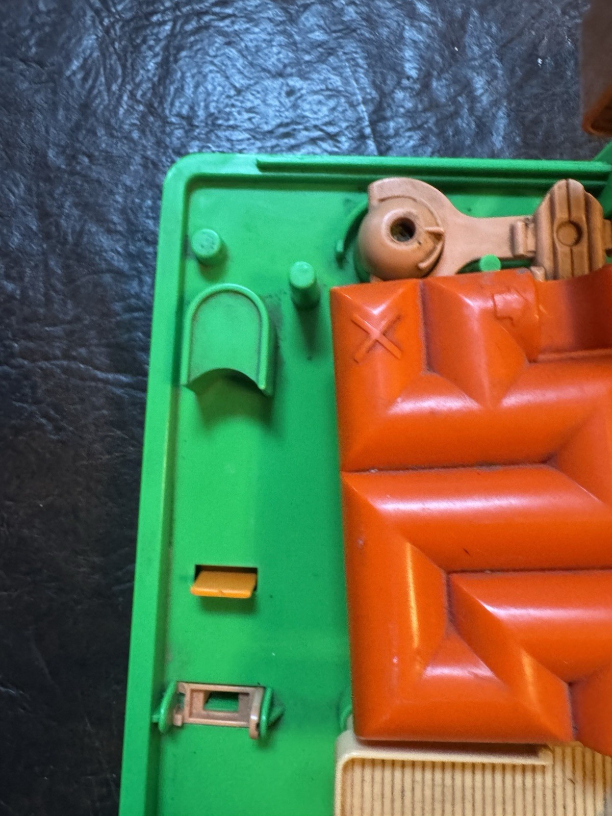VINTAGE Run Yourself Ragged Maze Game Obstacle Course Incomplete