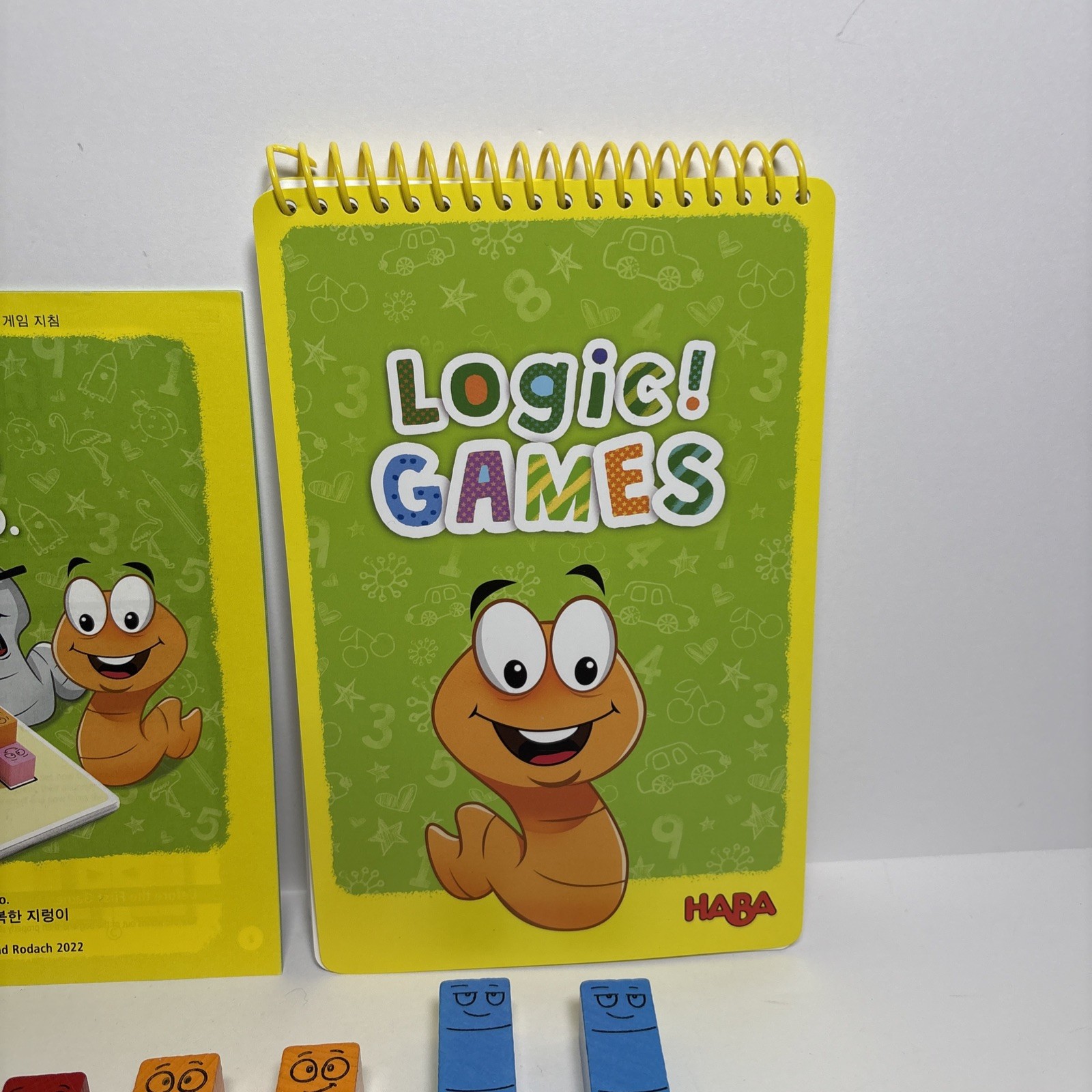 Logic! Games Happy Worms Logic Block Game HABA PLAY – STEM & Spatial Awareness