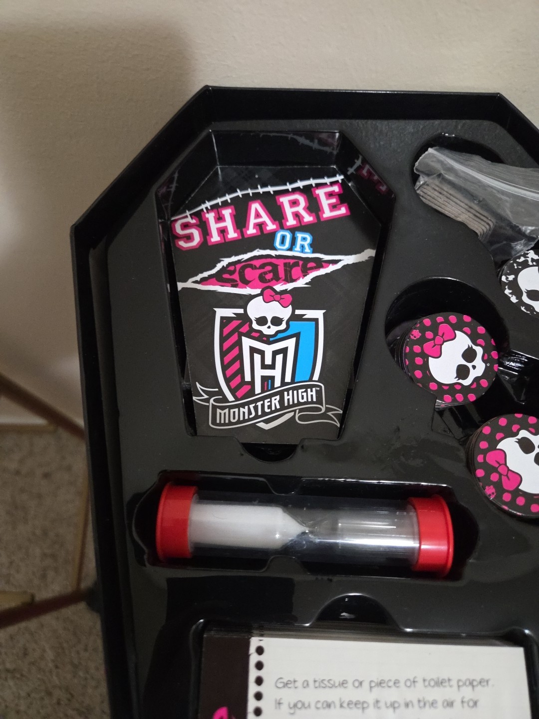 Monster High SHARE OR SCARE Board Game Spooky Game Of Dares and Secrets Ages 6+